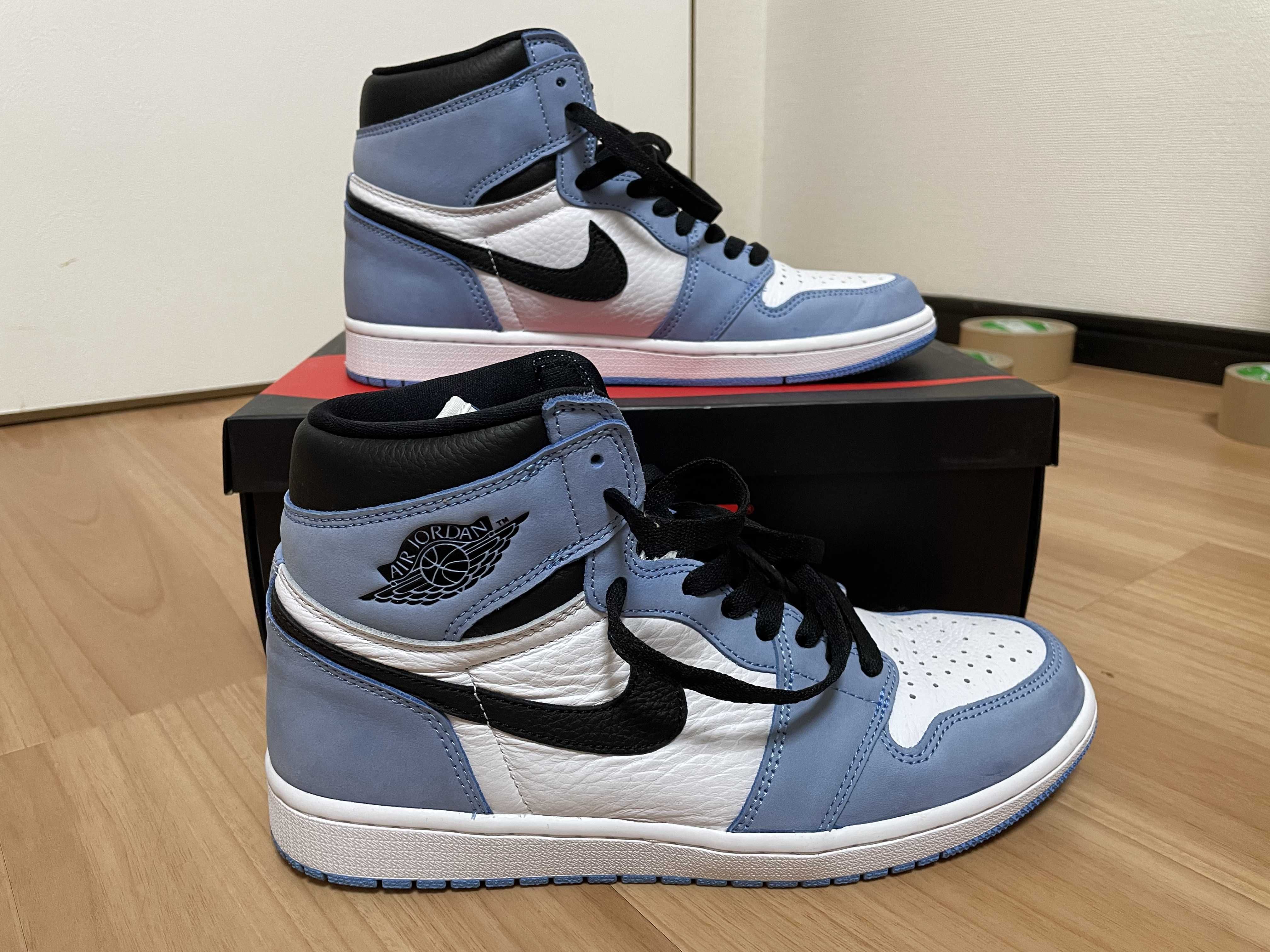 Nike Air Jordan 1 High OG "University Blue"