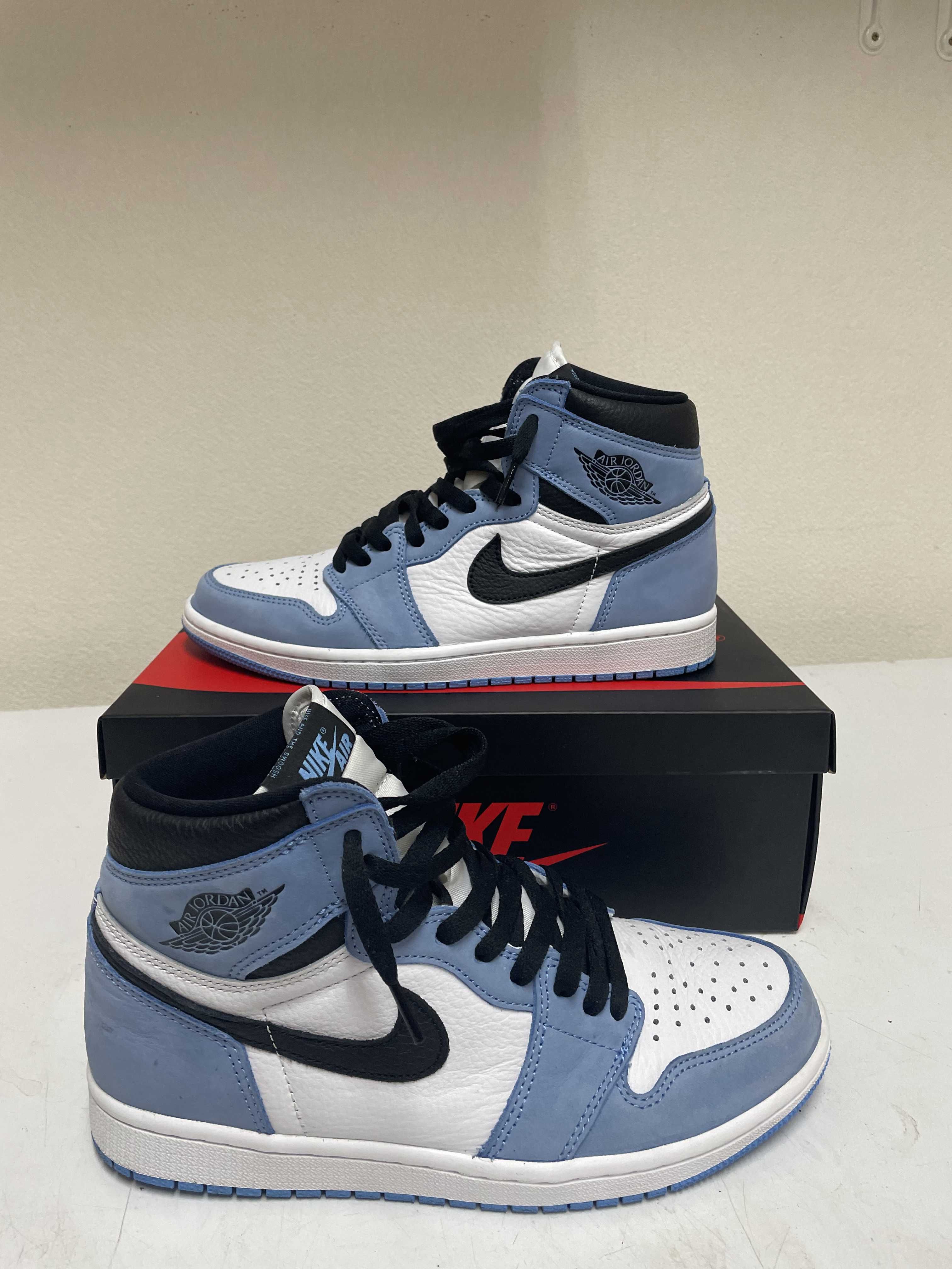 Nike Air Jordan 1 High OG "University Blue"