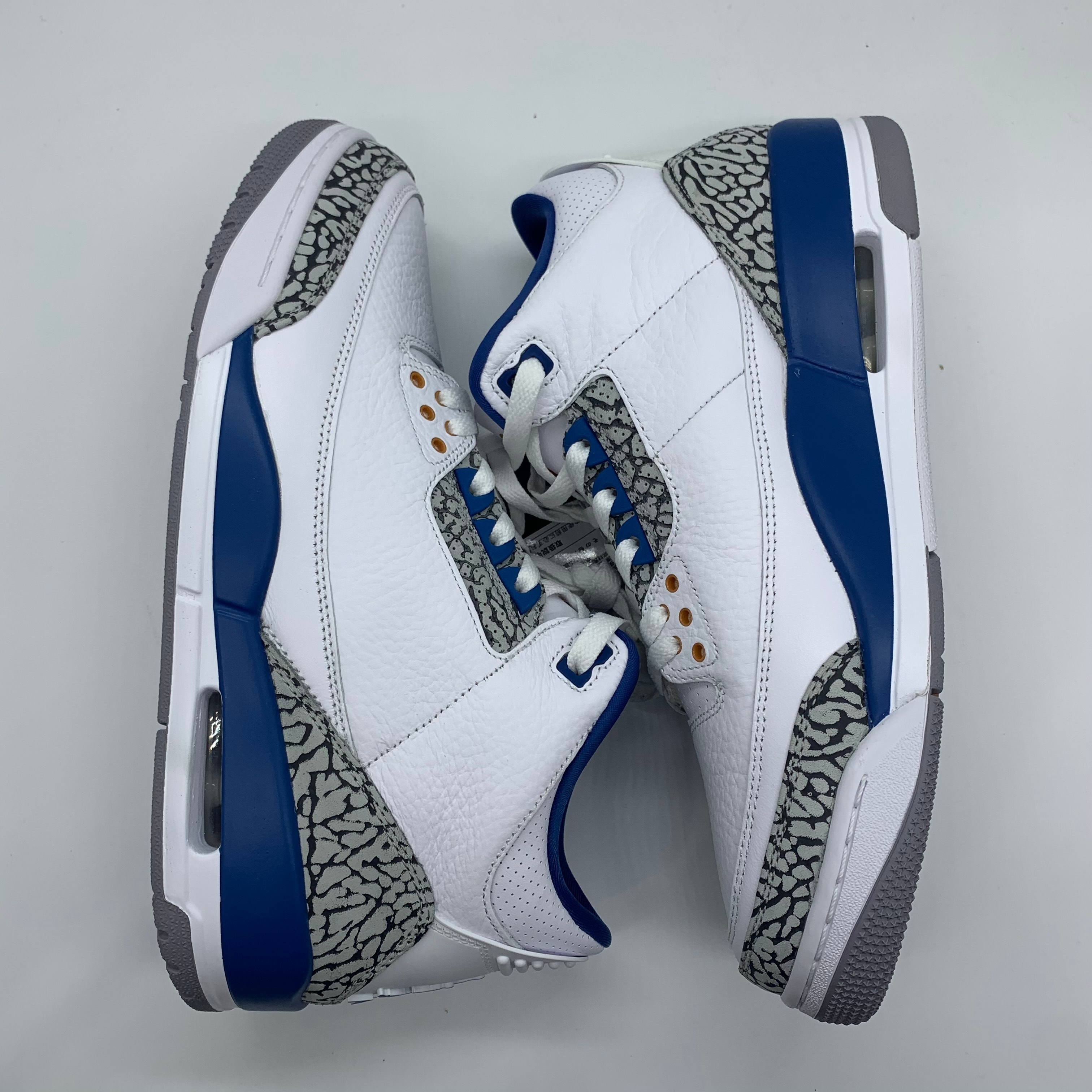 Nike Air Jordan 3 Retro "True Blue and Copper"