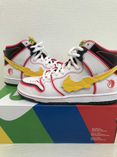 Gundam Unicorn × Nike SB Dunk High PRO QS "UNICORN"