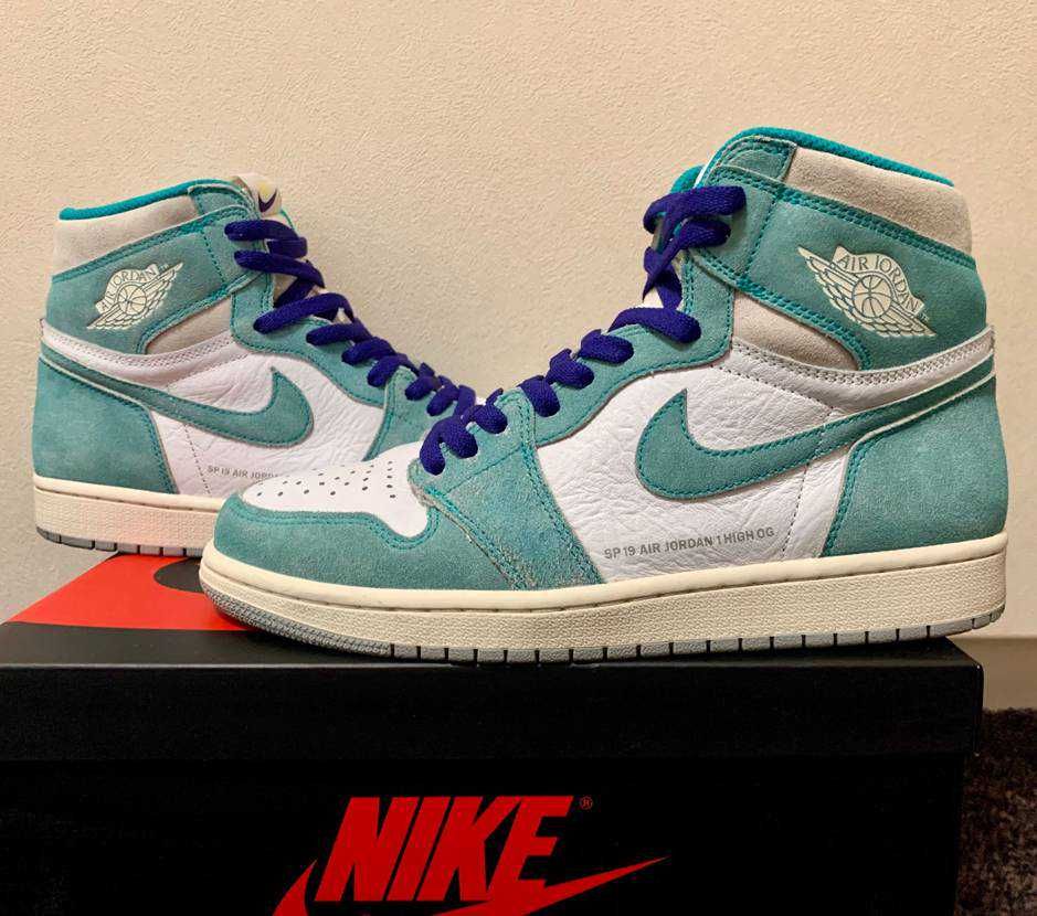 Nike Air Jordan 1 Retro High OG "Turbo Green"