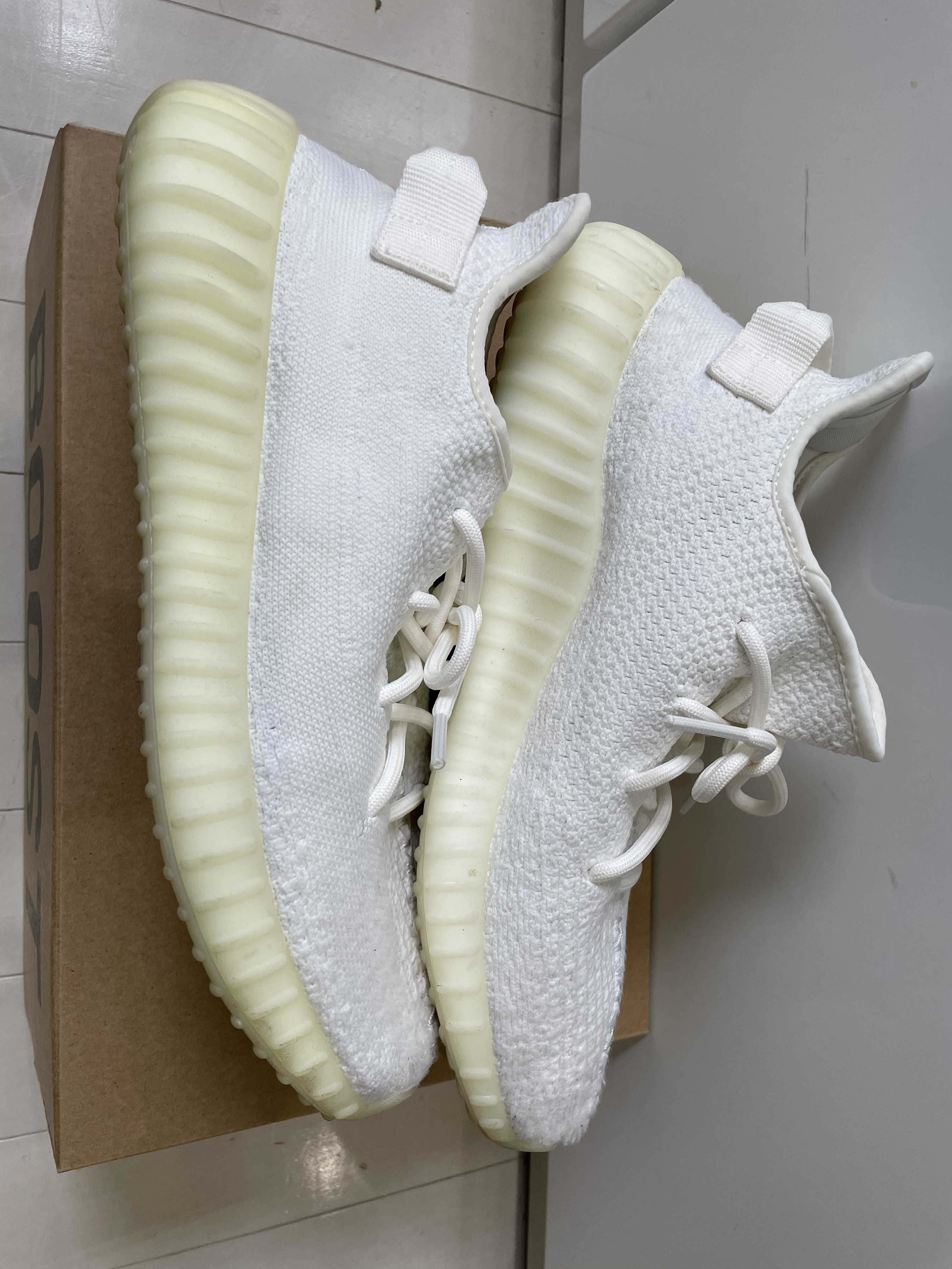 adidas YEEZY Boost 350 V2 "Cream White"