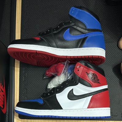 Nike Air Jordan 1 Retro High "Top 3"