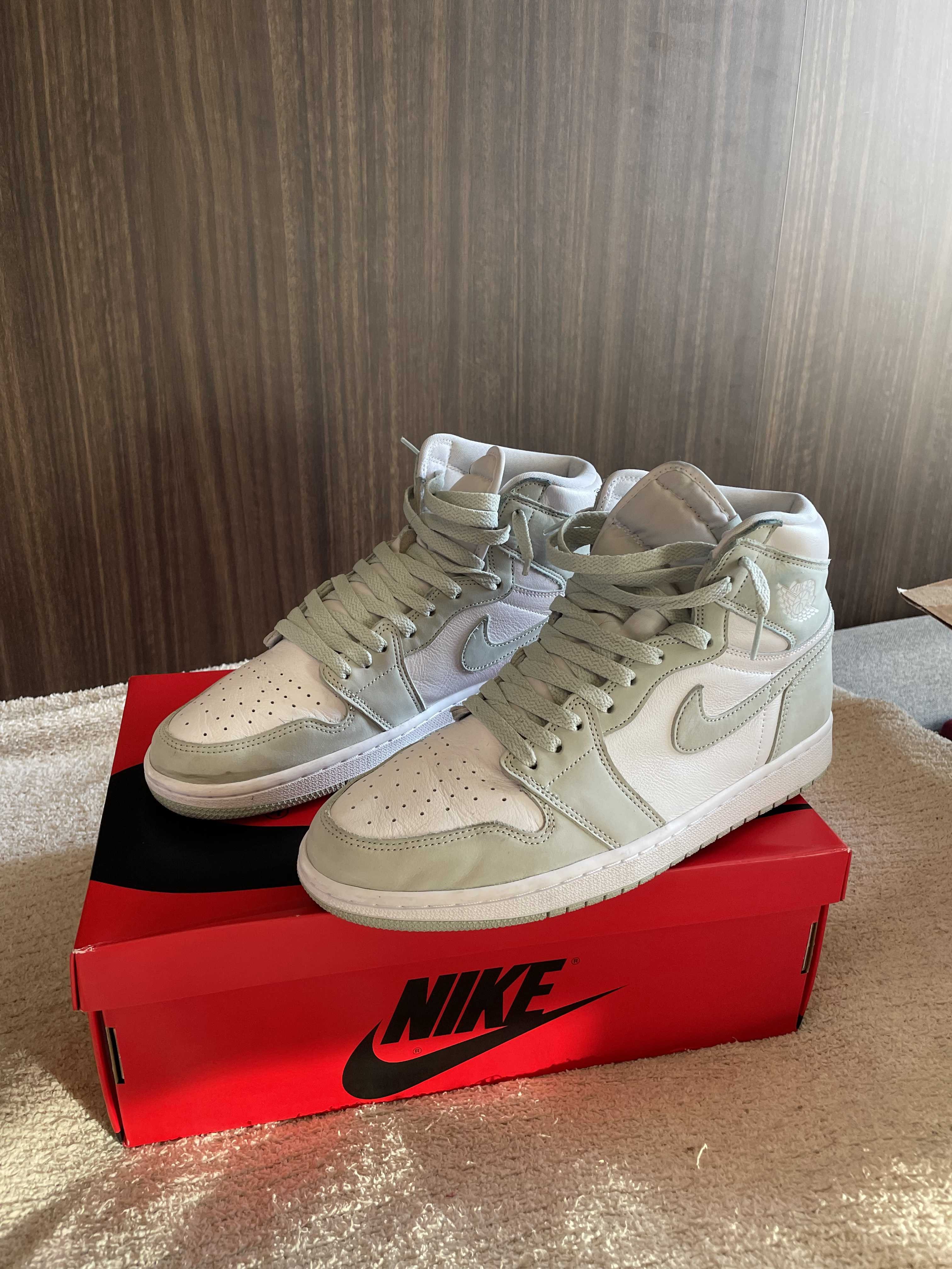 Nike Women's Air Jordan 1 High OG "Seafoam"