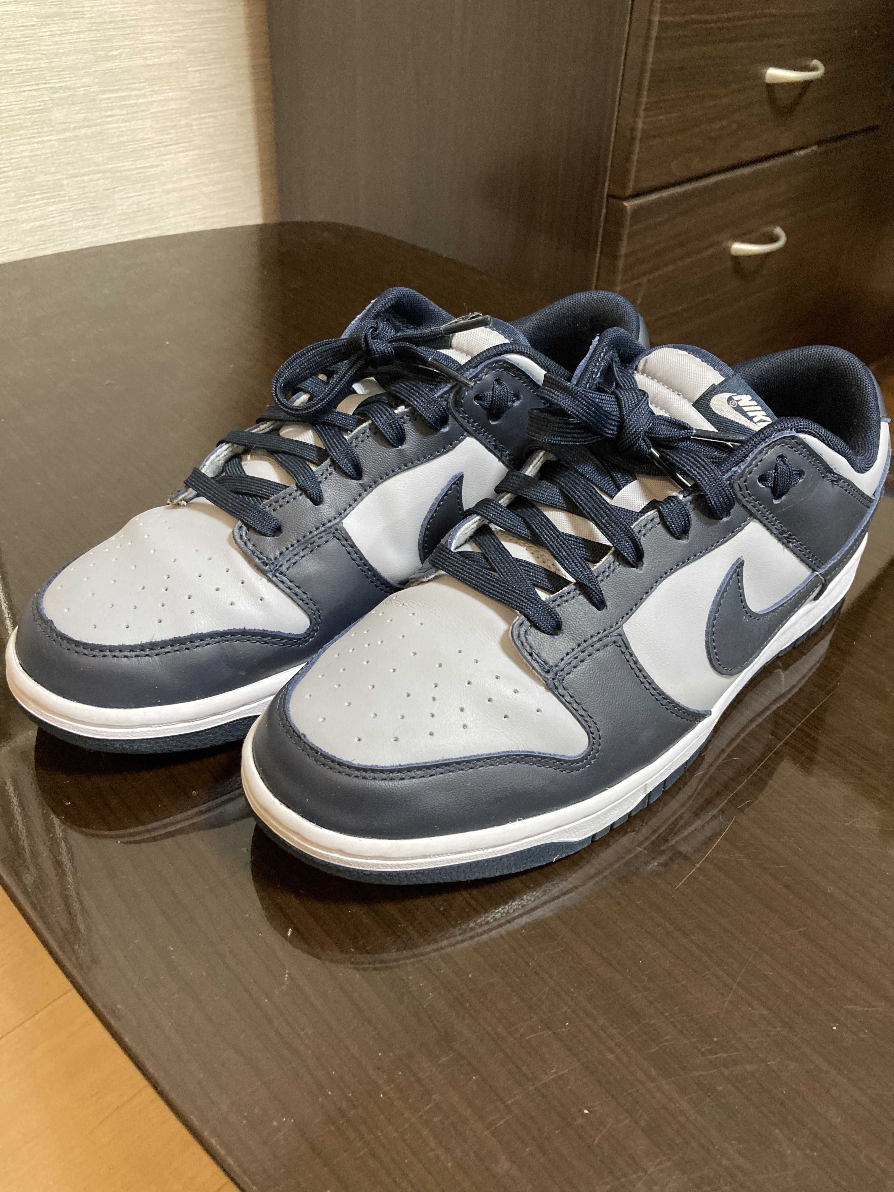 Nike Dunk Low "Championship Grey"