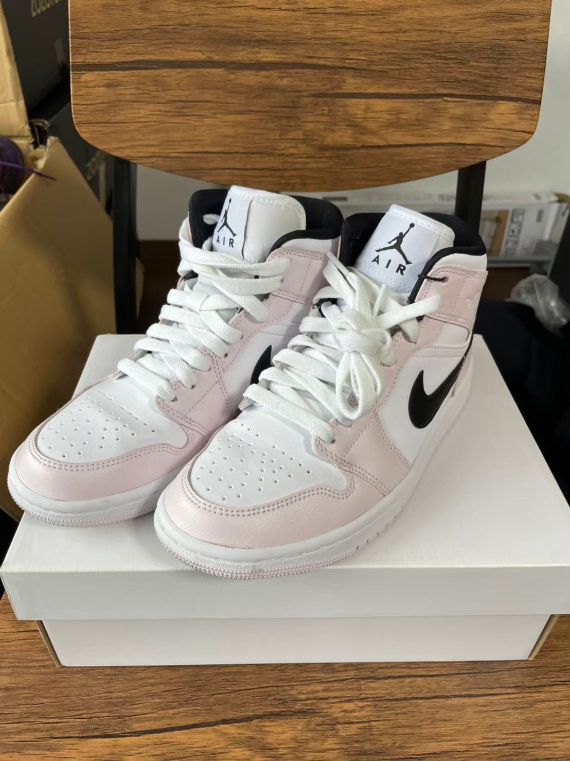 Nike Women's Air Jordan 1 Mid "Light Violet/White/Black"