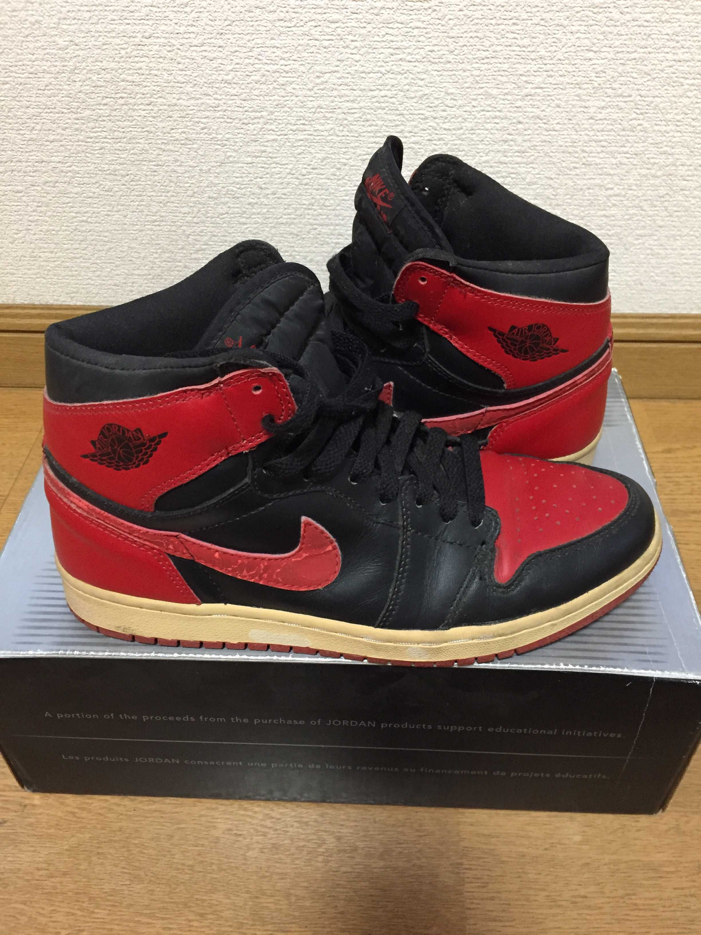 Nike Air Jordan 1 Retro High "Black Varsity Red/Bred"(2001)