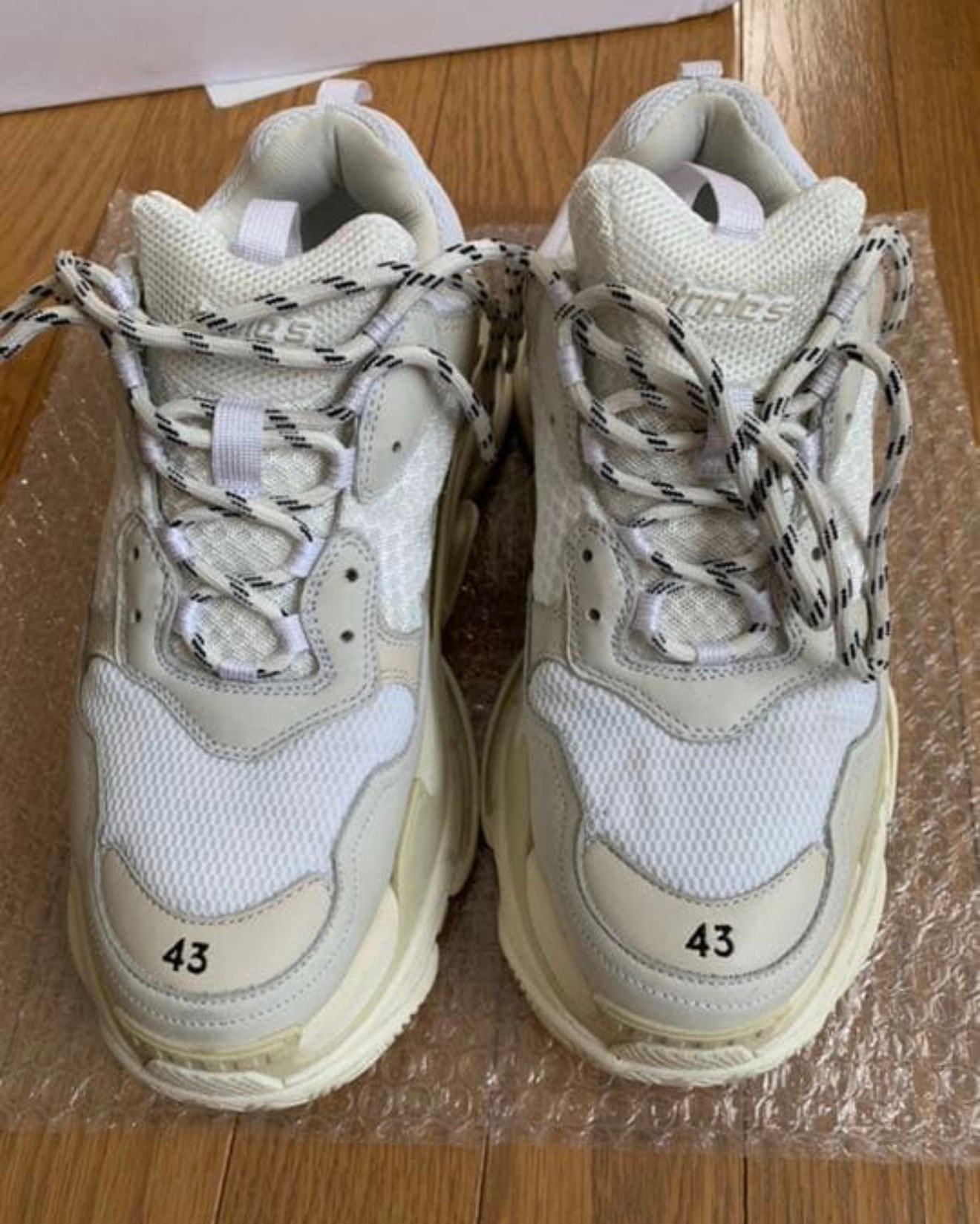 Balenciaga Triple S "White"