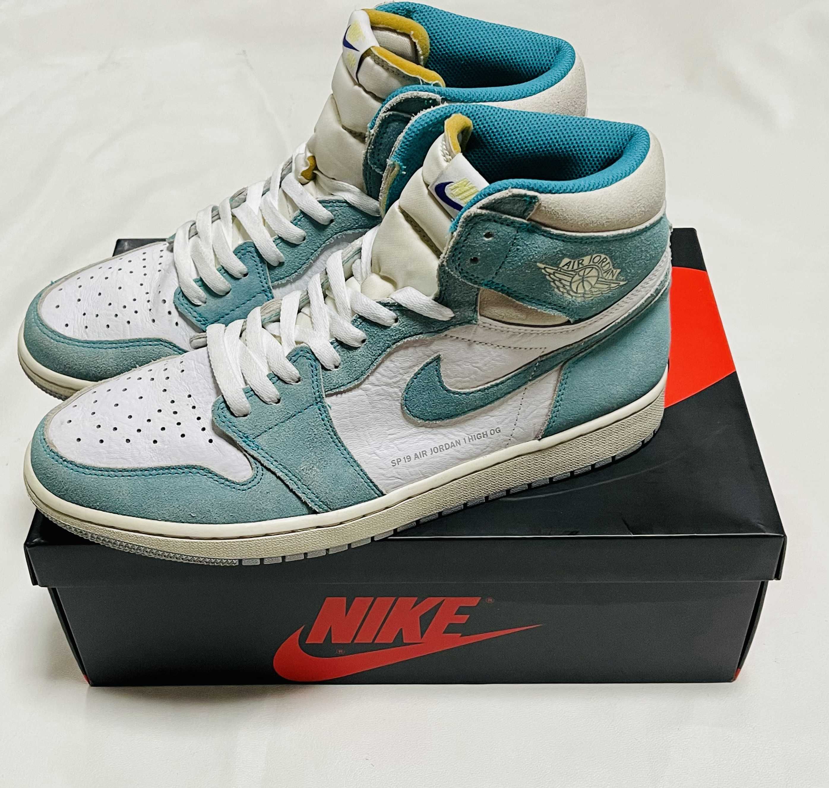 Nike Air Jordan 1 Retro High OG "Turbo Green"
