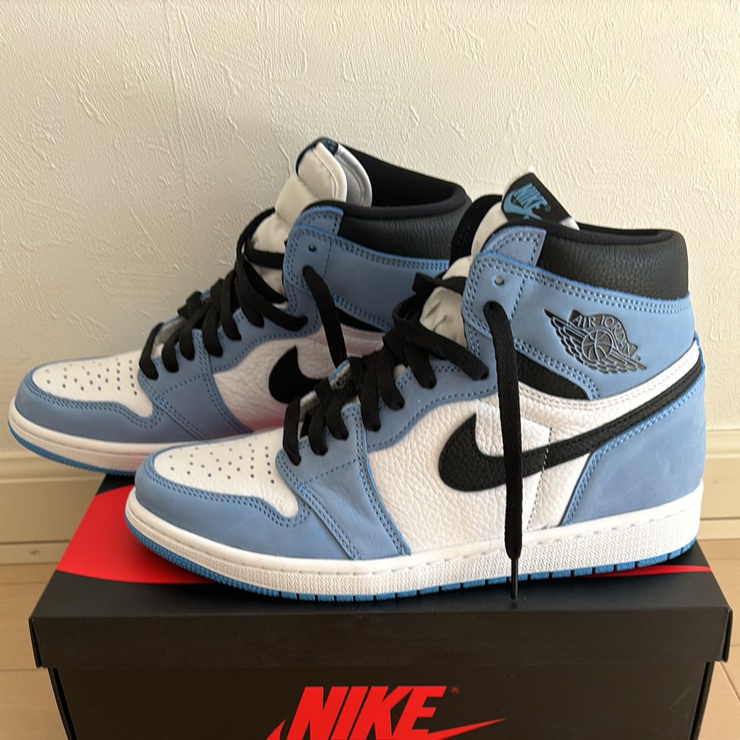 Nike Air Jordan 1 High OG "University Blue"