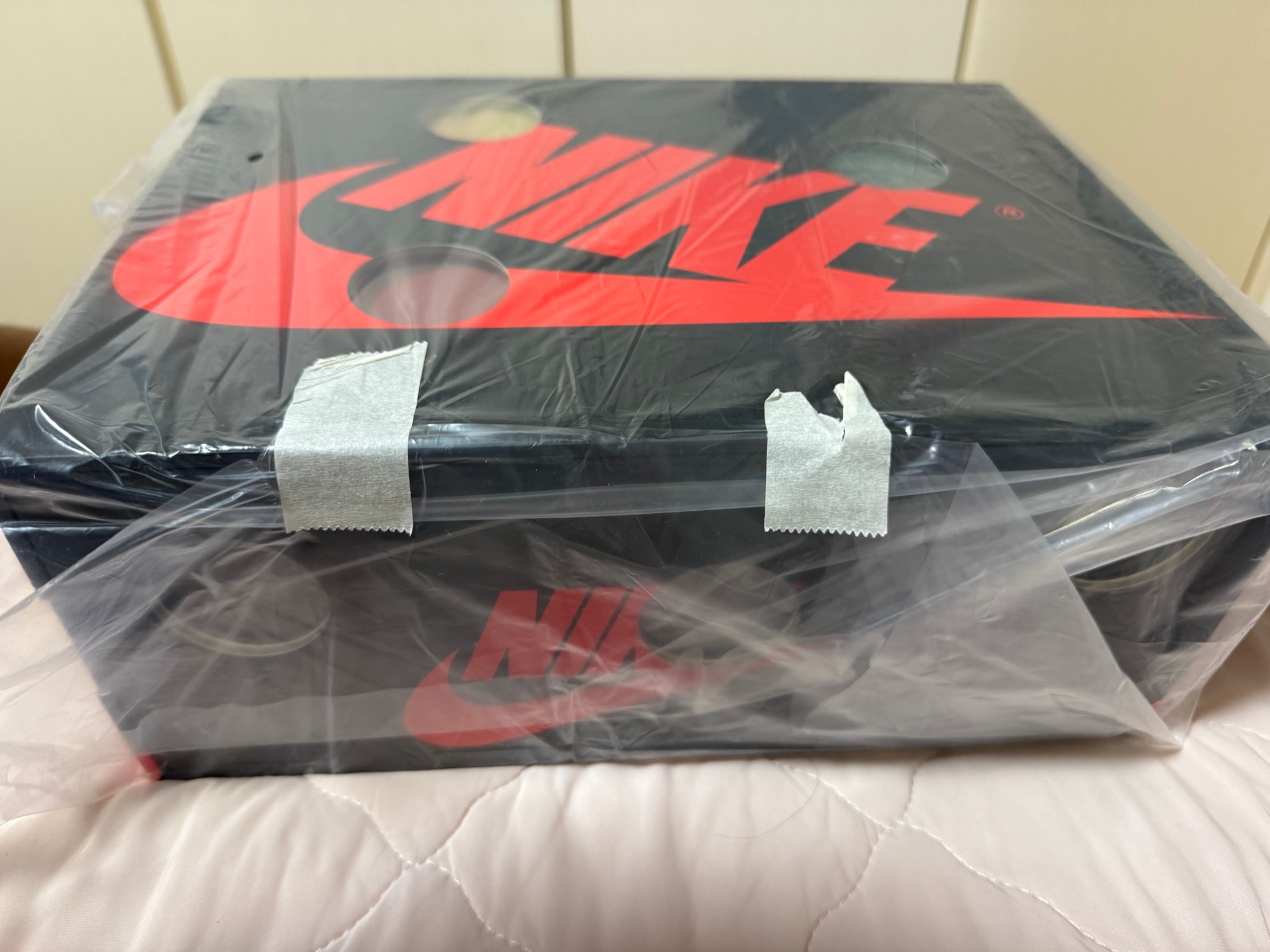 Virgil Abloh Archive (V.A.A.) × Nike Air Jordan 1 Retro High OG "Alaska"