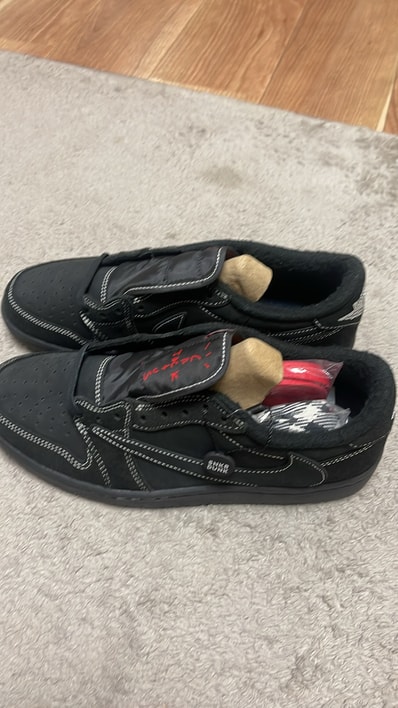Travis Scott × Nike Air Jordan 1 Low OG SP "Black Phantom"