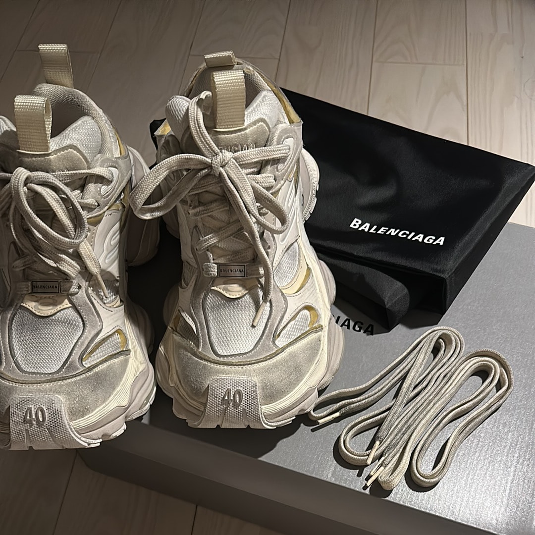 バレンシアガ カーゴ スニーカー "ベージュ"