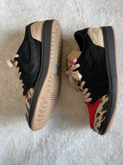 Sole Fly × Nike Air Jordan 1 Low "Black and Sport Red"