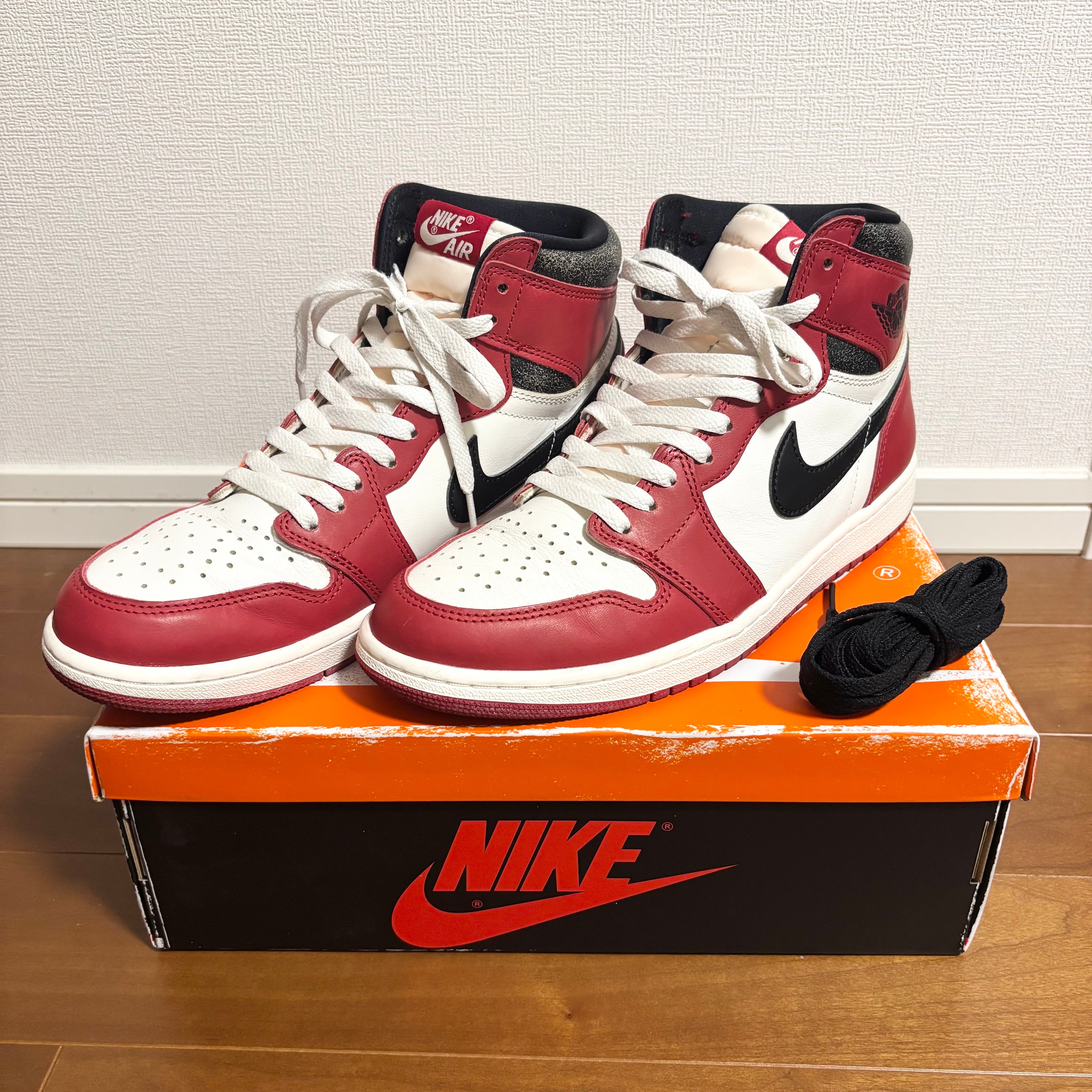 Nike Air Jordan 1 High OG "Lost & Found/Chicago"
