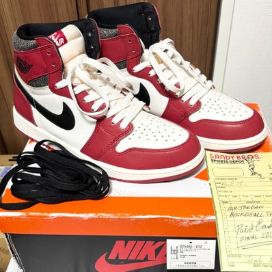 Nike Air Jordan 1 High OG "Lost & Found/Chicago"