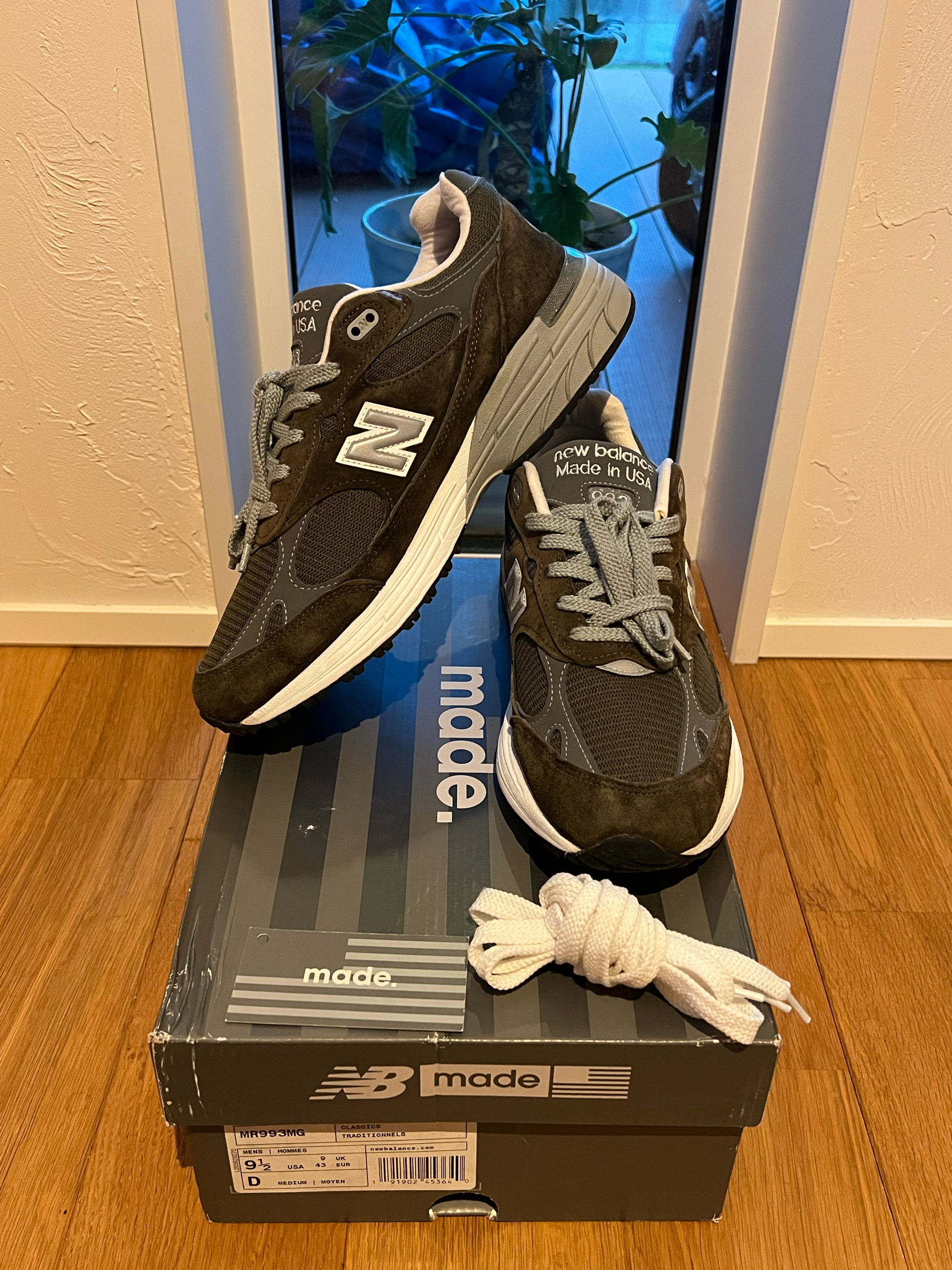 New Balance 993 "Military Green"