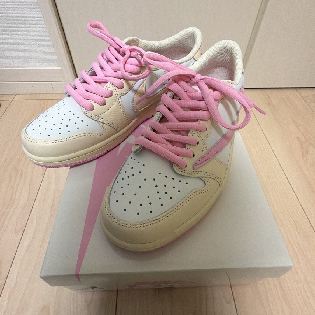 Travis Scott × Nike Air Jordan 1 Retro Low OG "Muslin/Shy Pink"