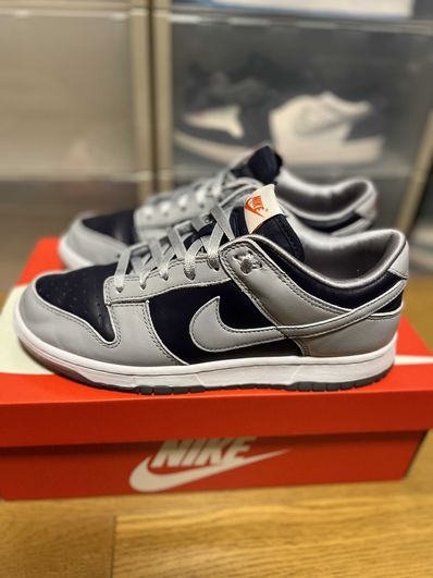 NIKE Women's DUNK LOW "COLLEGE NAVY"
