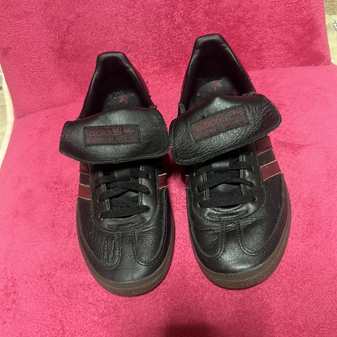 adidas Handball Spezial "Core Black/Shadow Red/Gum5"
