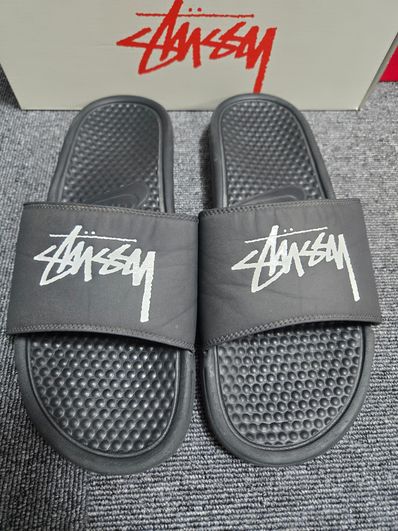 Stussy × Nike Benassi Slide "Off Noir" (CW2787-001)