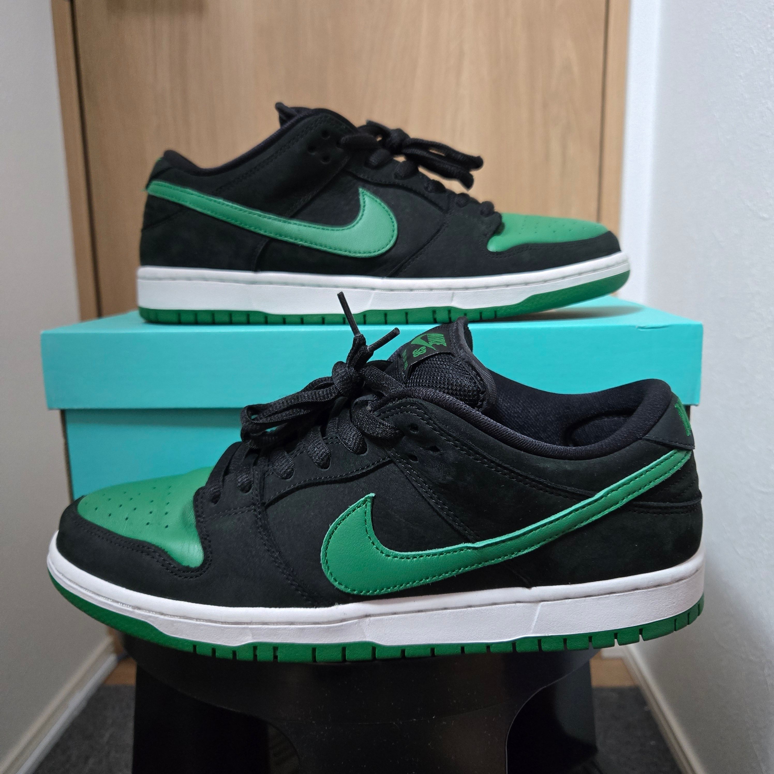 Nike SB Dunk Low PRO "Black/Pine Green"