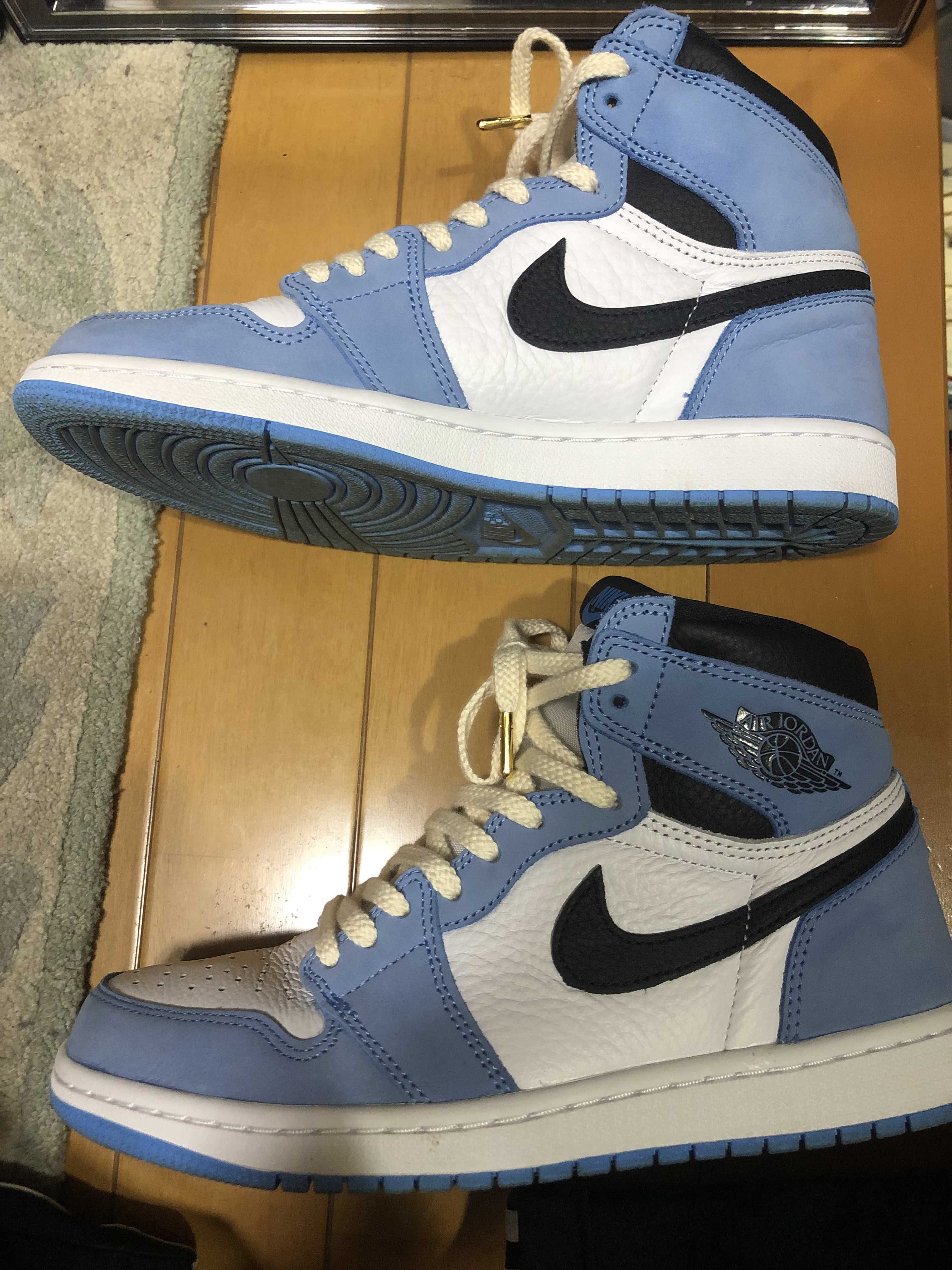 Nike Air Jordan 1 High OG "University Blue"