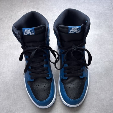 Nike Air Jordan 1 Retro High OG "Dark Marina Blue"