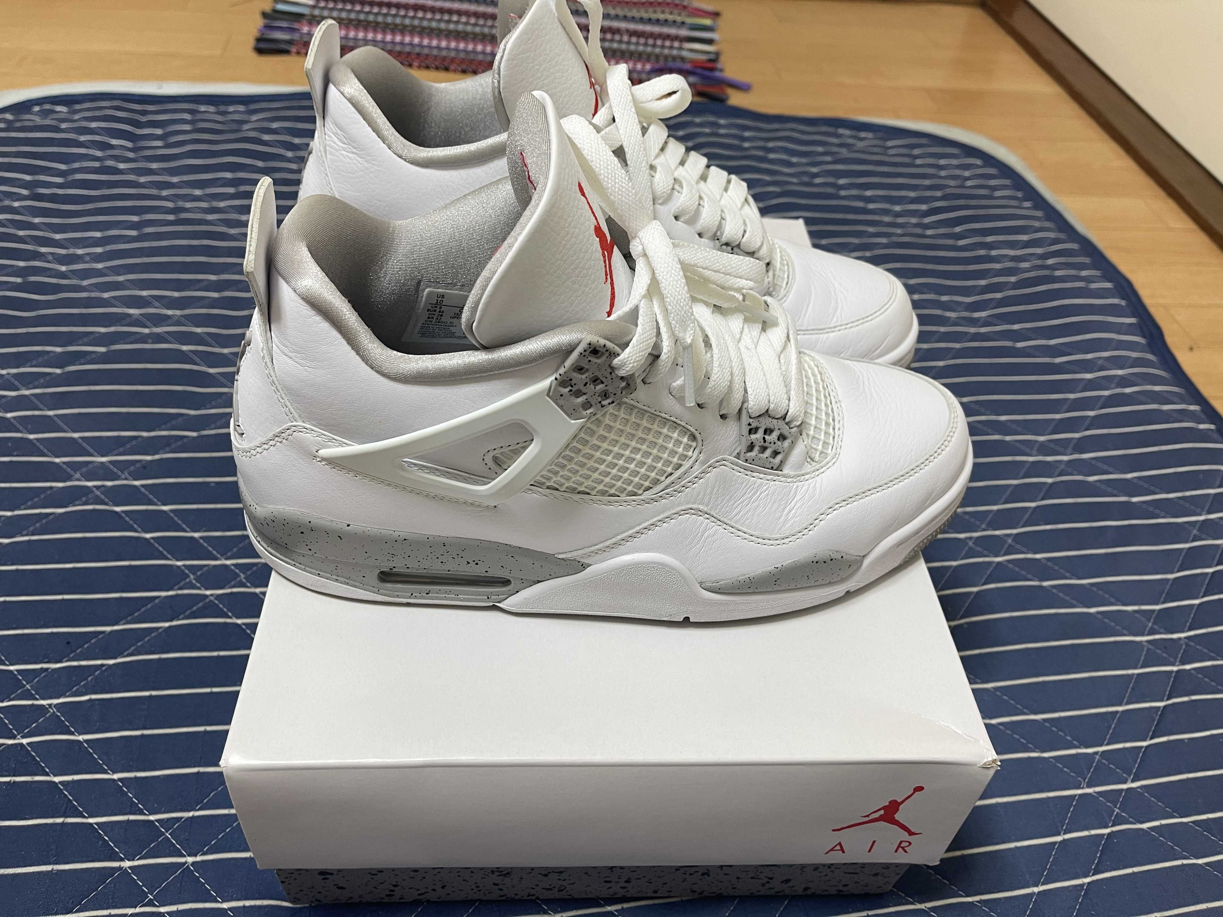 Nike Air Jordan 4 "Tech White"  