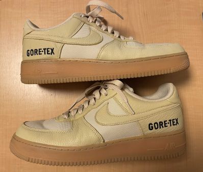 Nike Air Force 1 Low Gore-Tex "Team Gold"