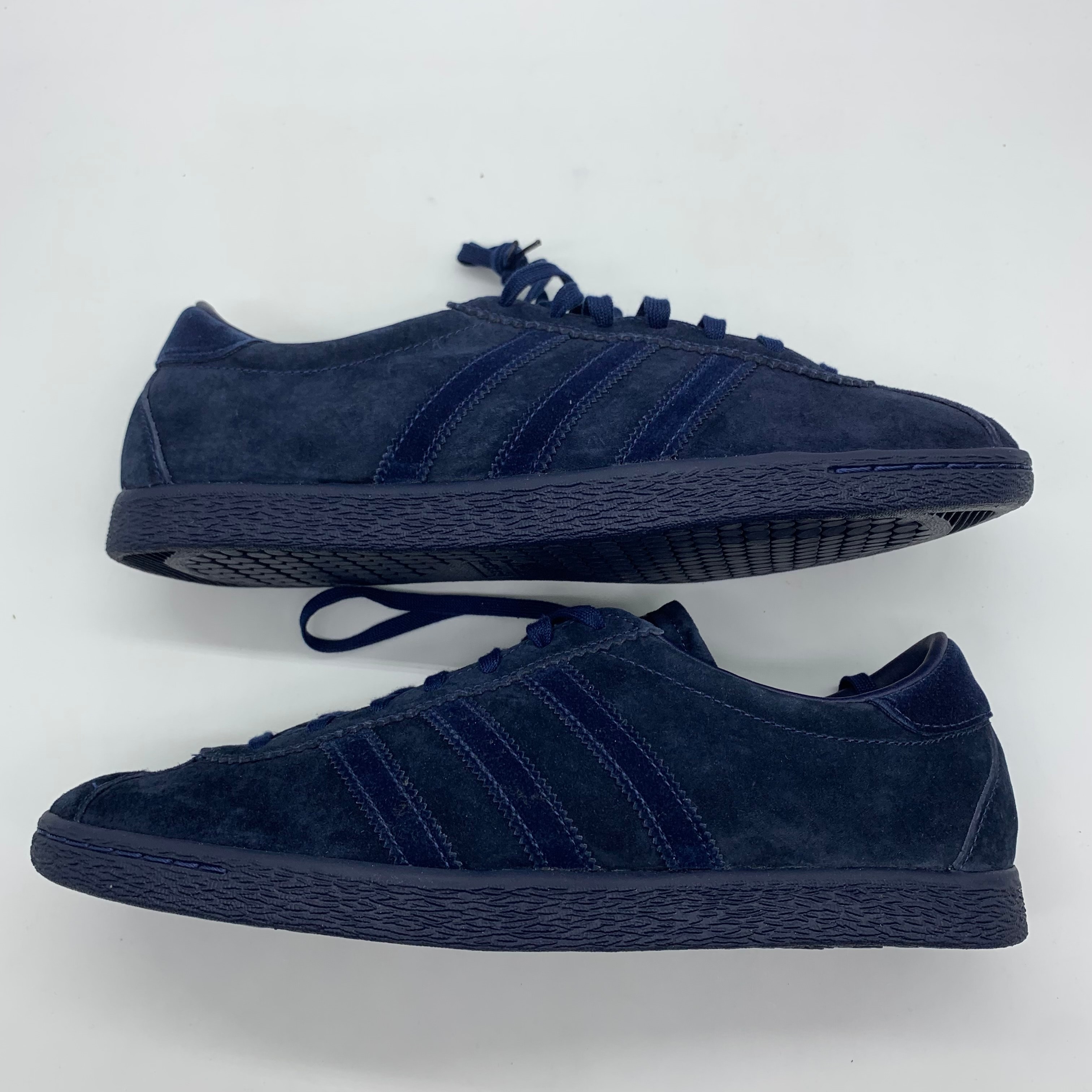 アディダス タバコ "ナイトインディゴ"