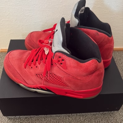 Nike Air Jordan 5 Ratro "Red Suede"