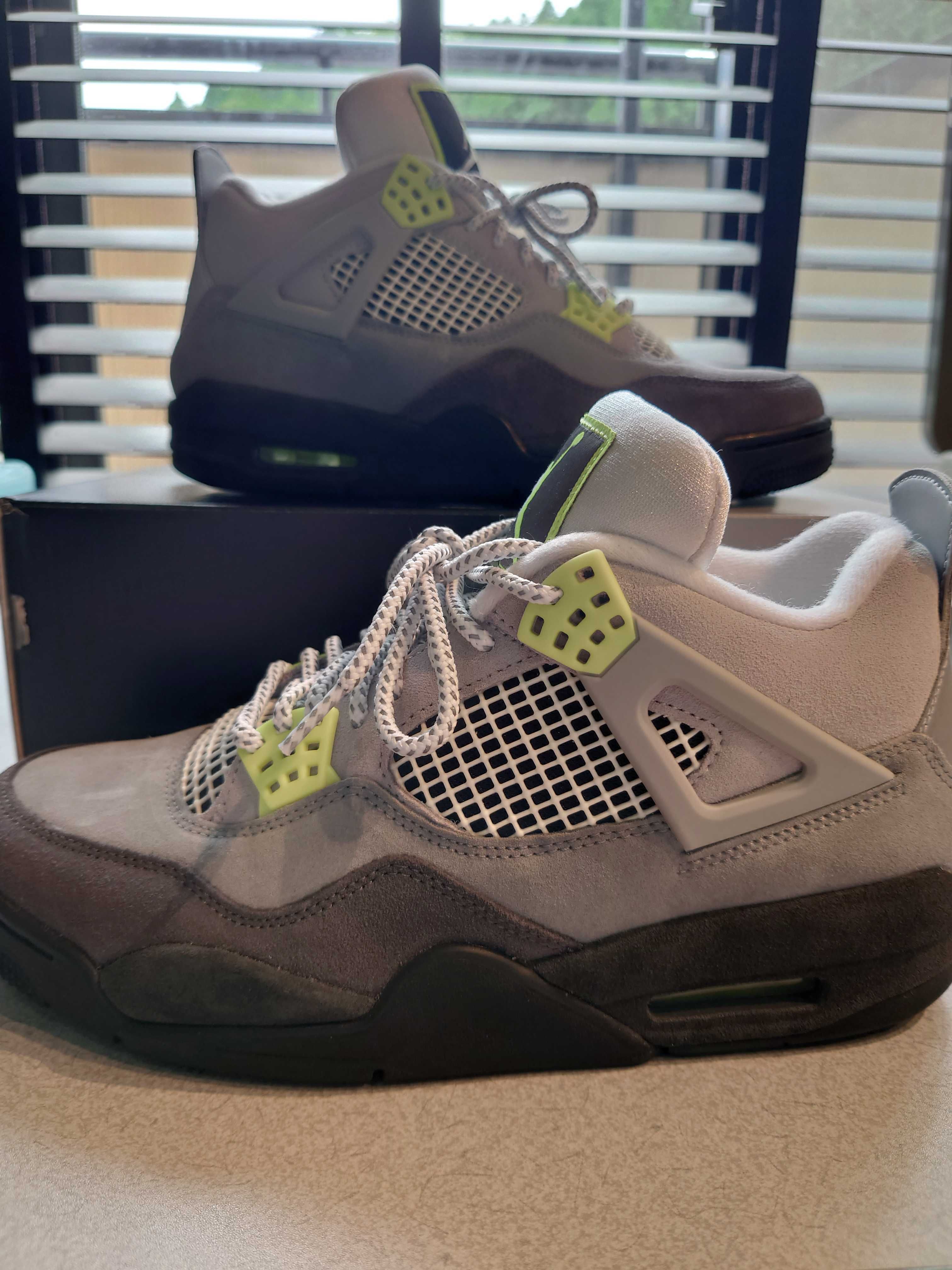 NIKE AIR JORDAN 4 RETRO LE "NEON"