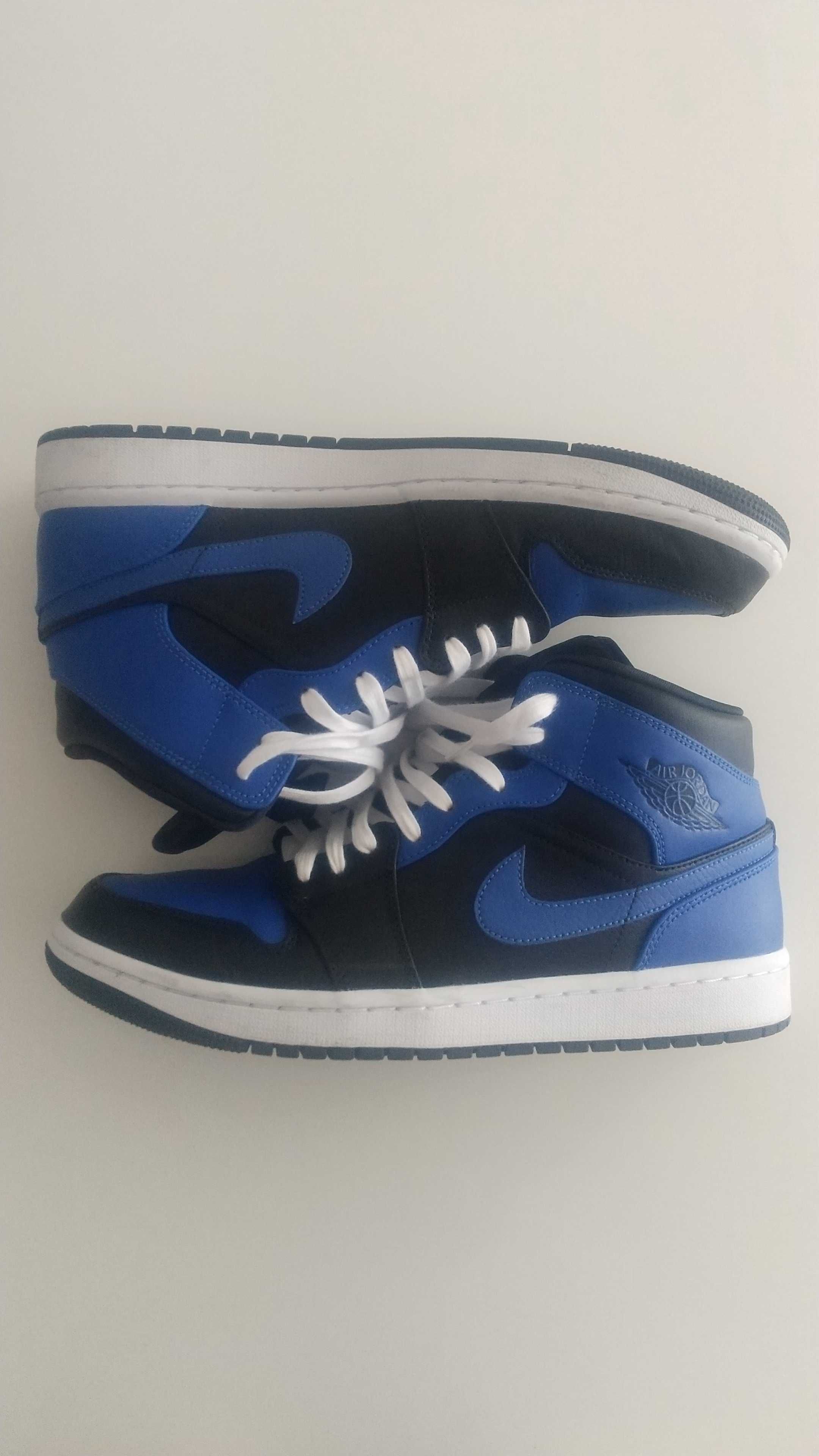 Nike Air Jordan 1 Mid "Hyper Royal"