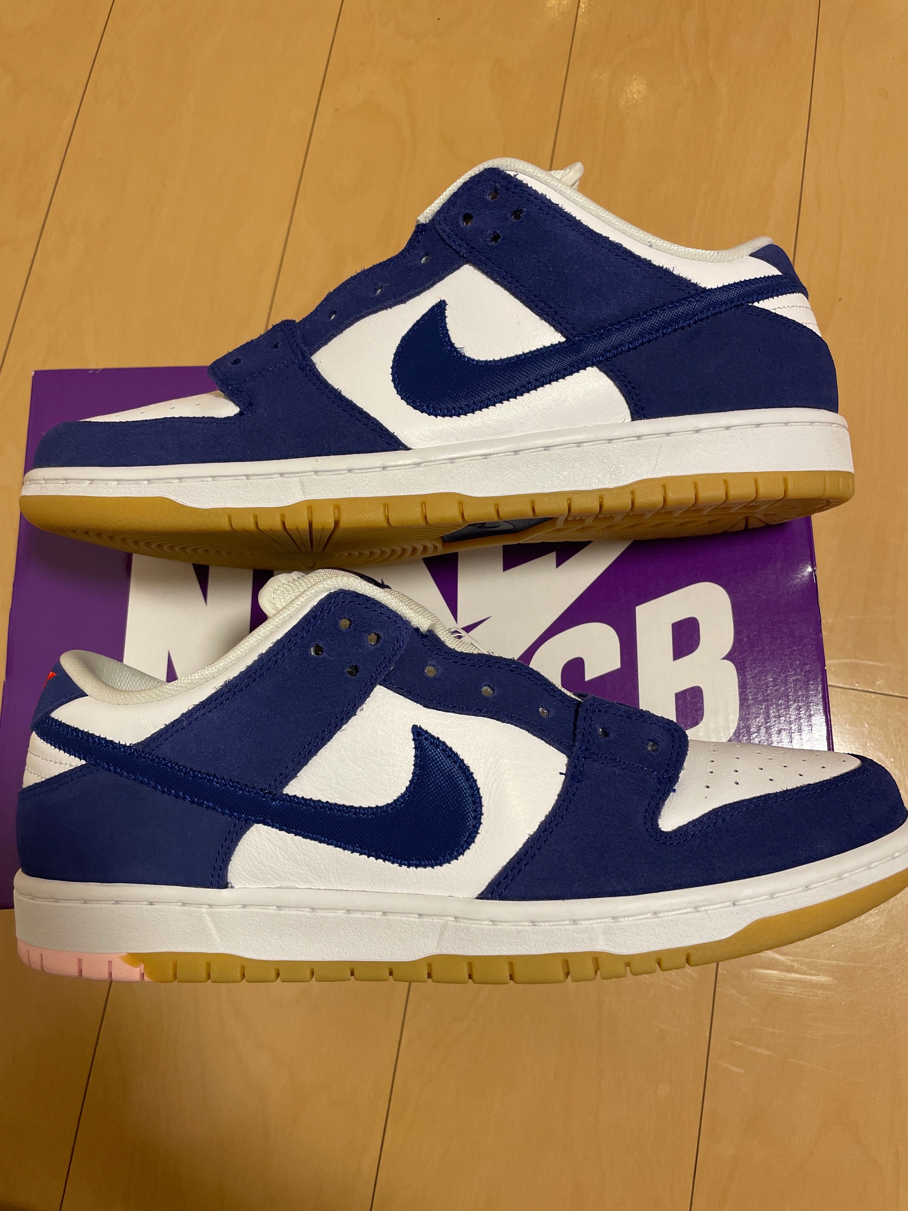 Nike SB Dunk Low "Los Angeles Dodgers/Deep Royal Blue"