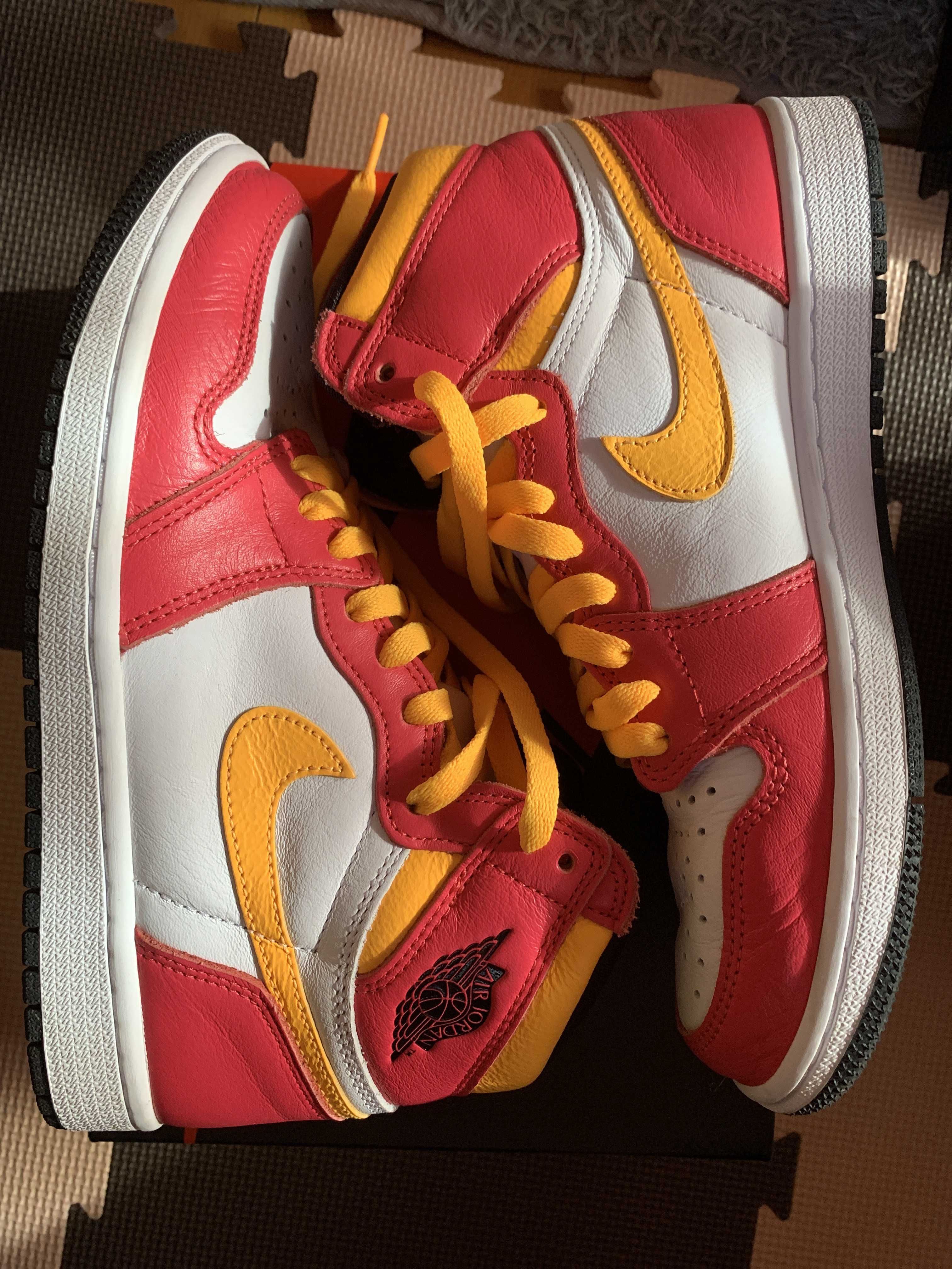 Nike Air Jordan 1 High OG "Light Fusion Red"