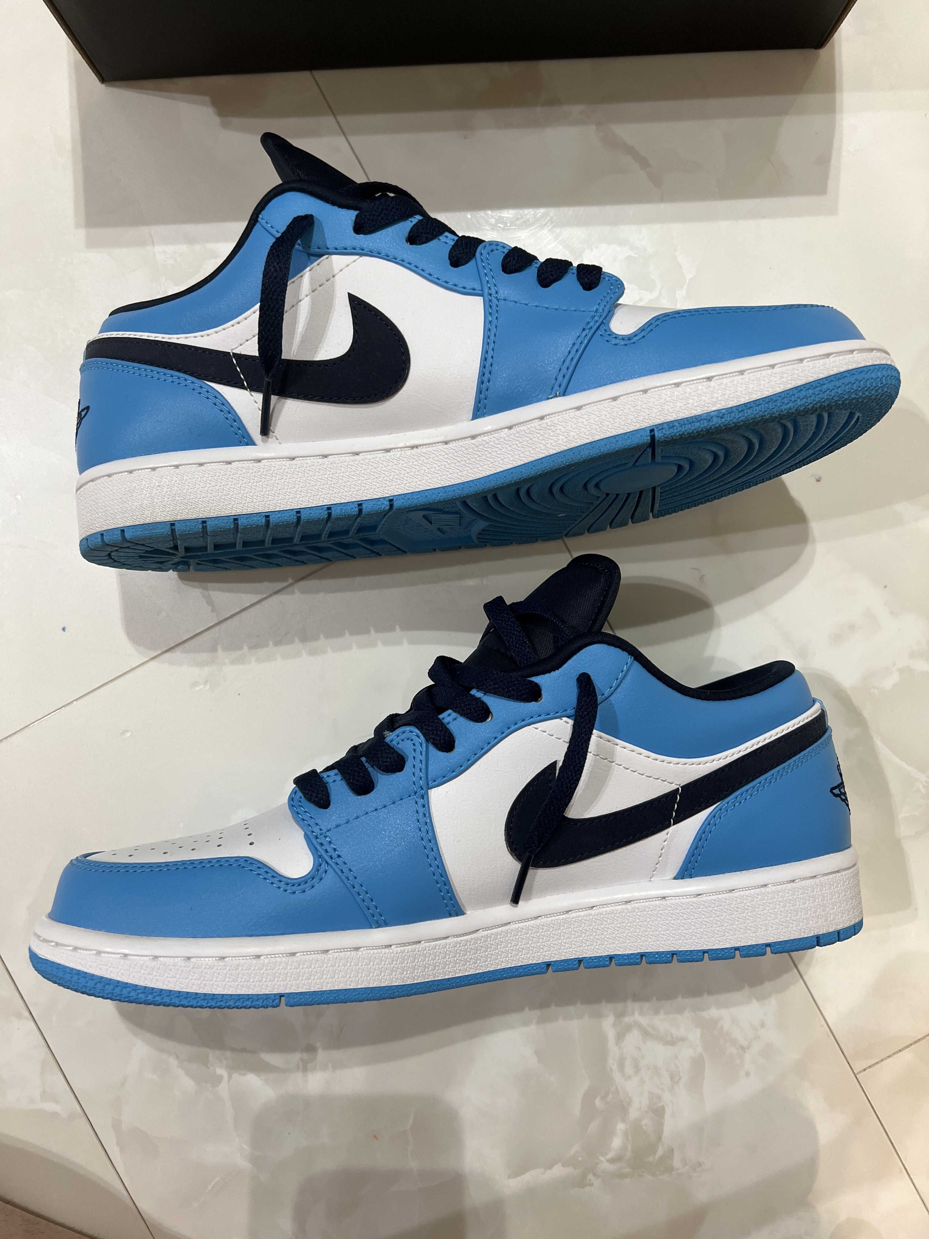 Nike Air Jordan 1 Low "University Blue"