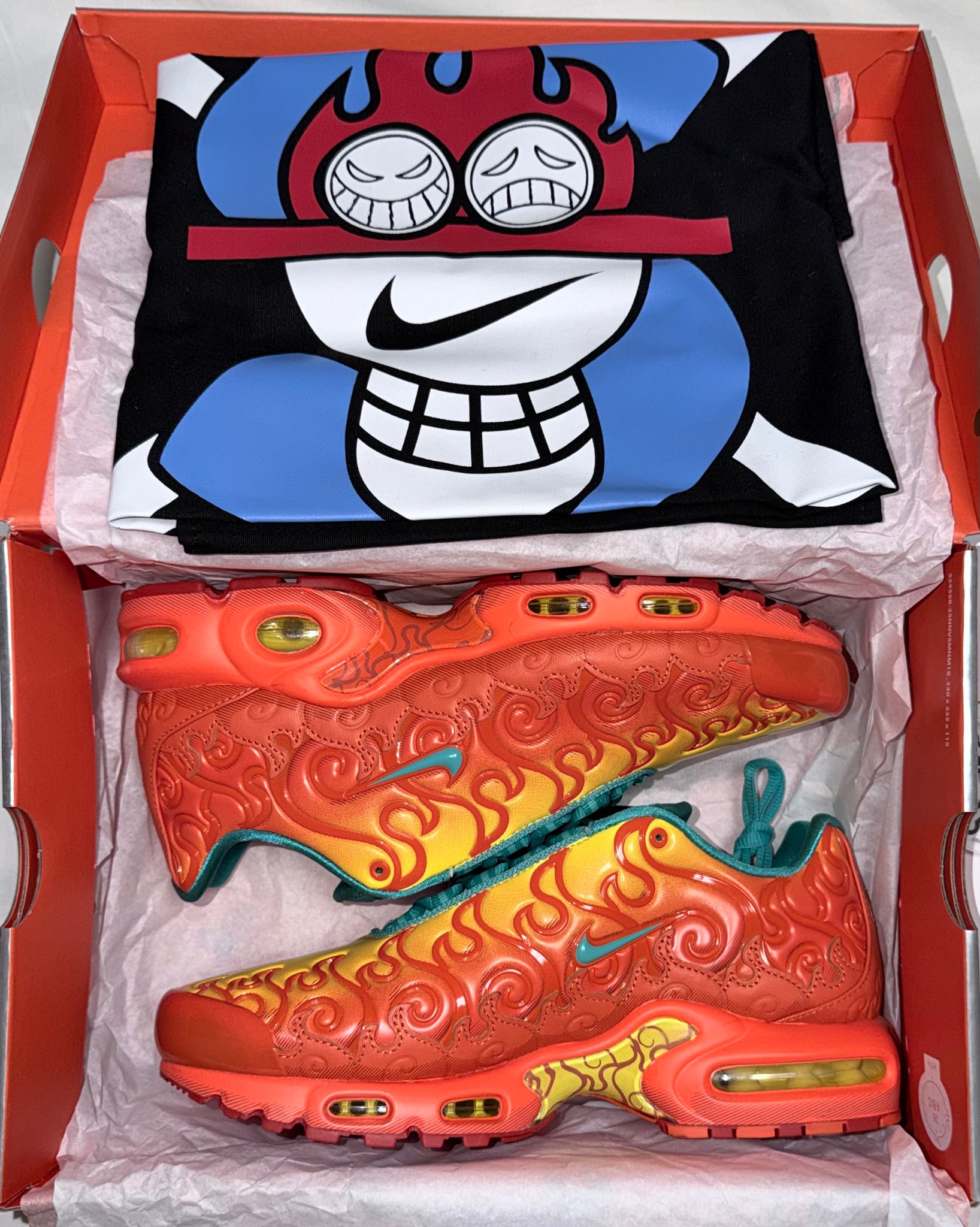 One Piece × Nike Air Max Plus "Devil Fruits/Mera Mera"