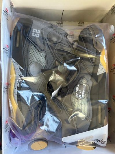 Off-White × Nike Air Jordan 5 "Black/Muslin/Fire Red"