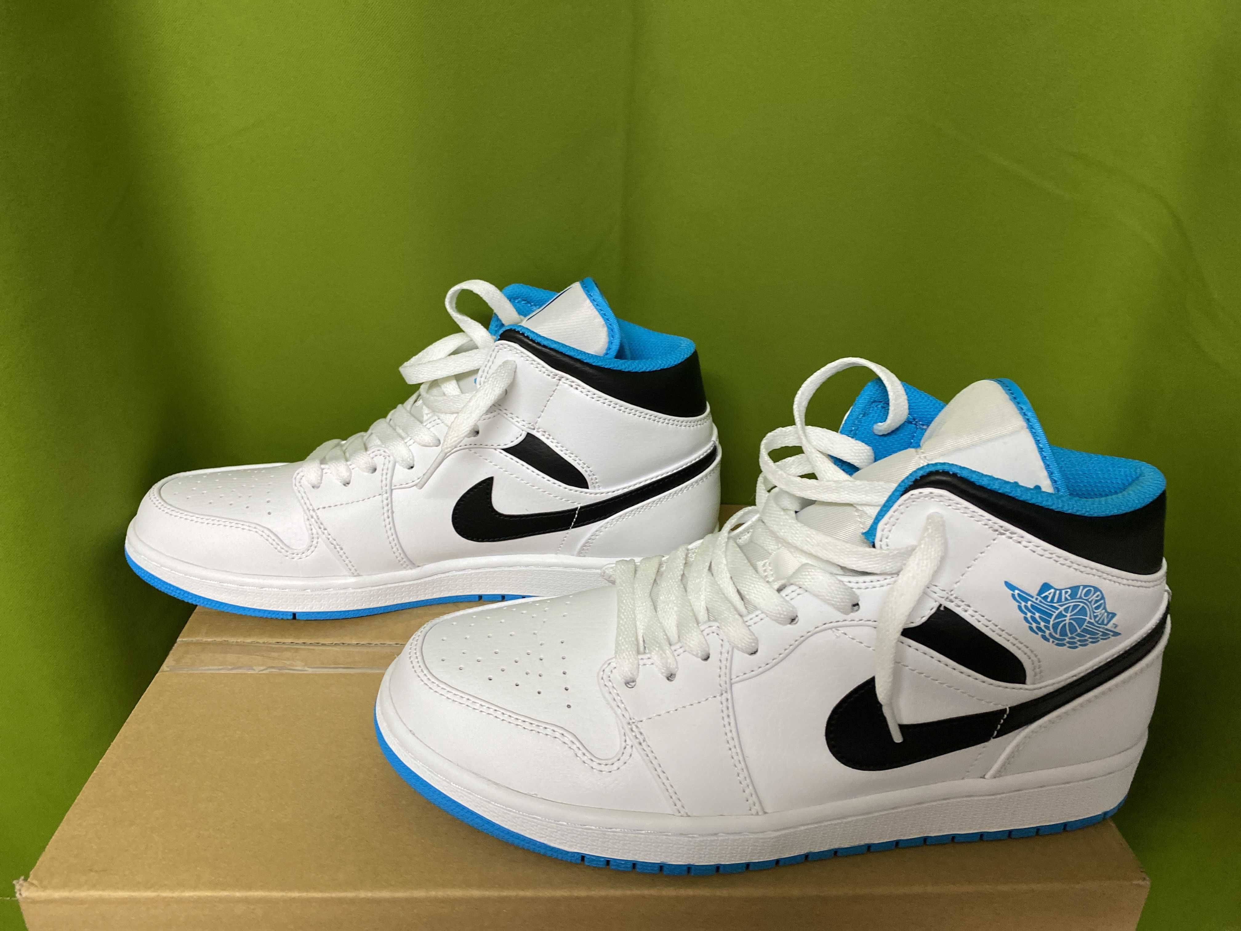 Nike Air Jordan 1 Mid "White/Laser blue"