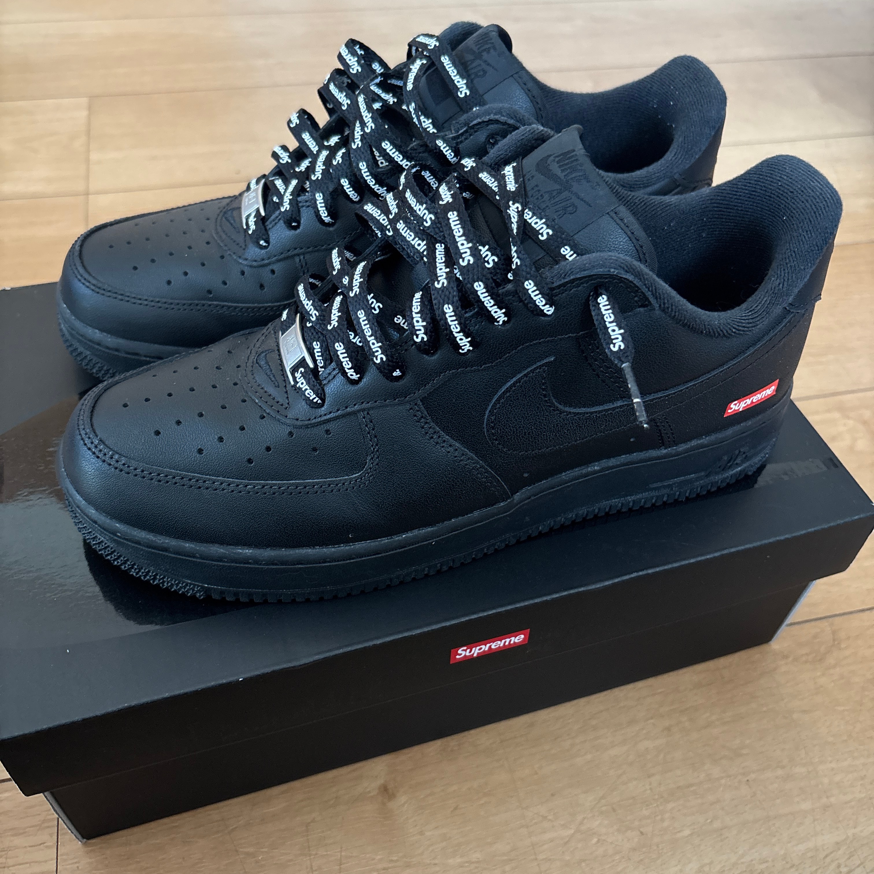 Supreme × Nike Air Force 1 Low "Black"