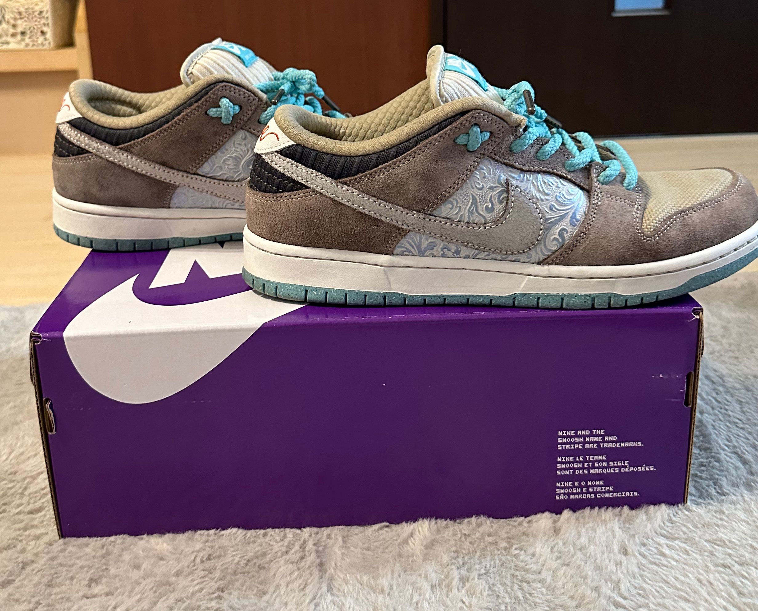 Nike SB Dunk Low Pro "Big Money Savings"