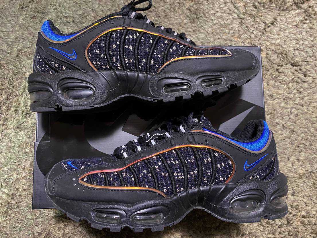 Supreme × Nike Air Max Tailwind 4 "Black"