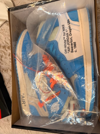 Off-White × Nike Air Jordan 1 High UNC "White/Dark Powder Blue"