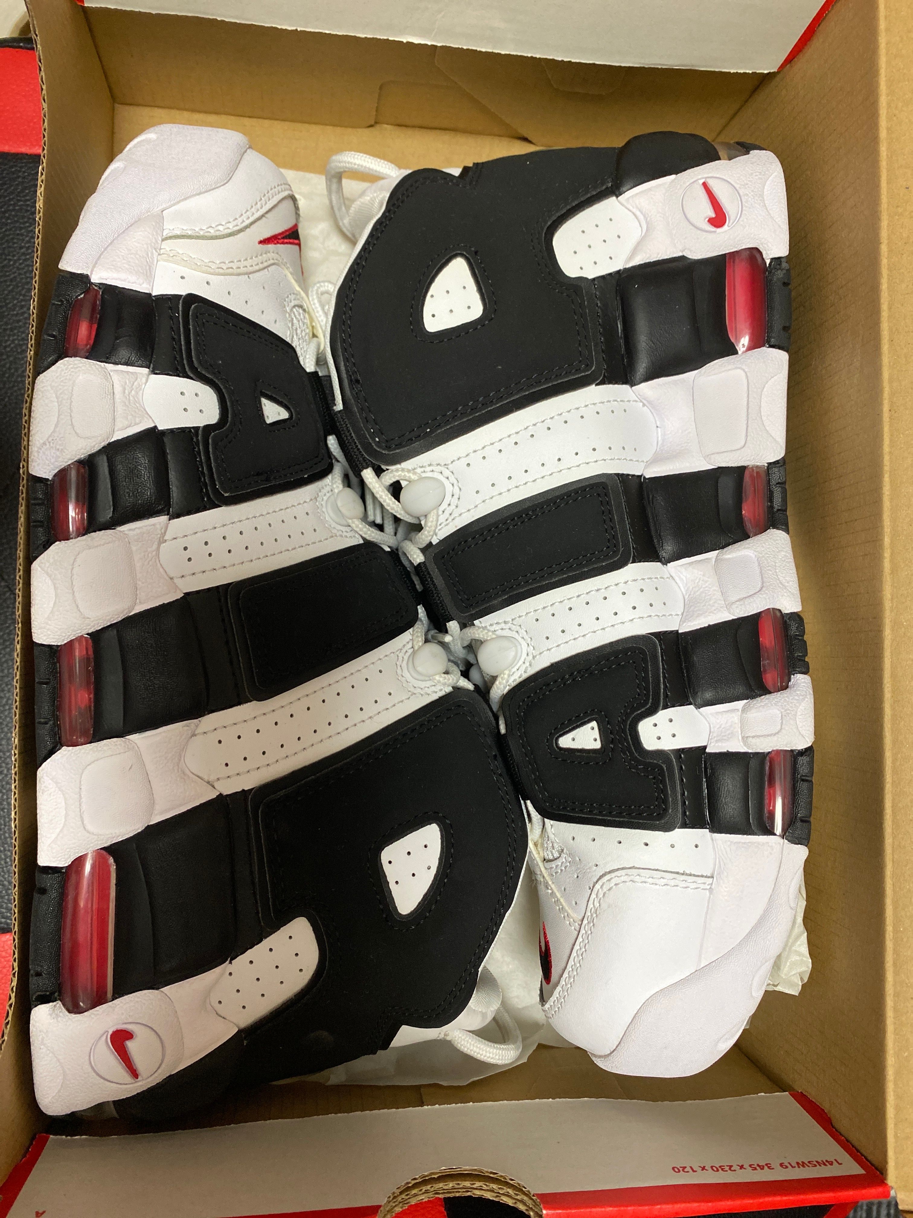 NIKE AIR MORE UPTEMPO "WHITE/BLACK/UNIVERSITY RED"(2020)