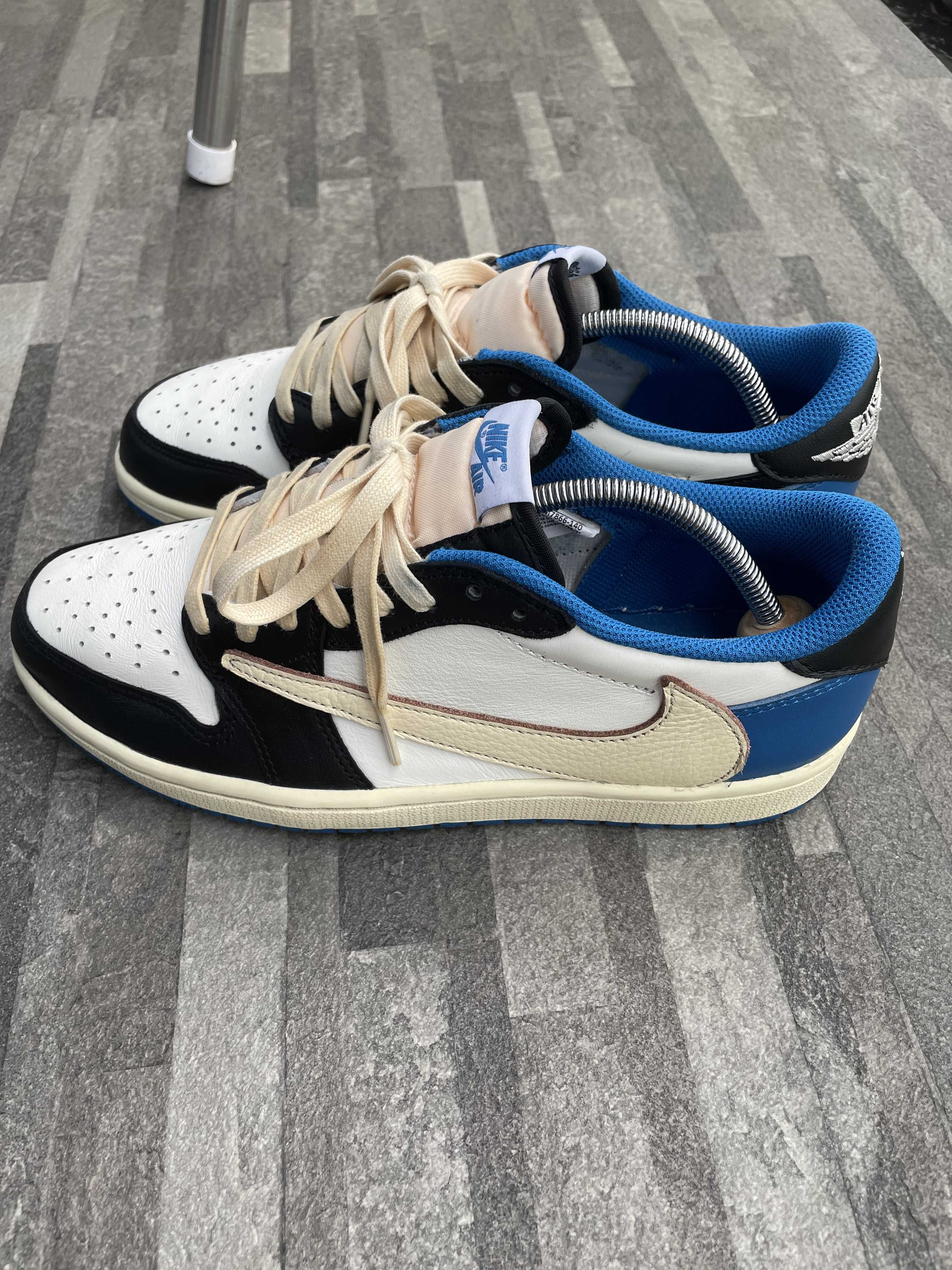 Travis Scott × fragment design × Nike Air Jordan 1 Low OG SP "Military Blue"
