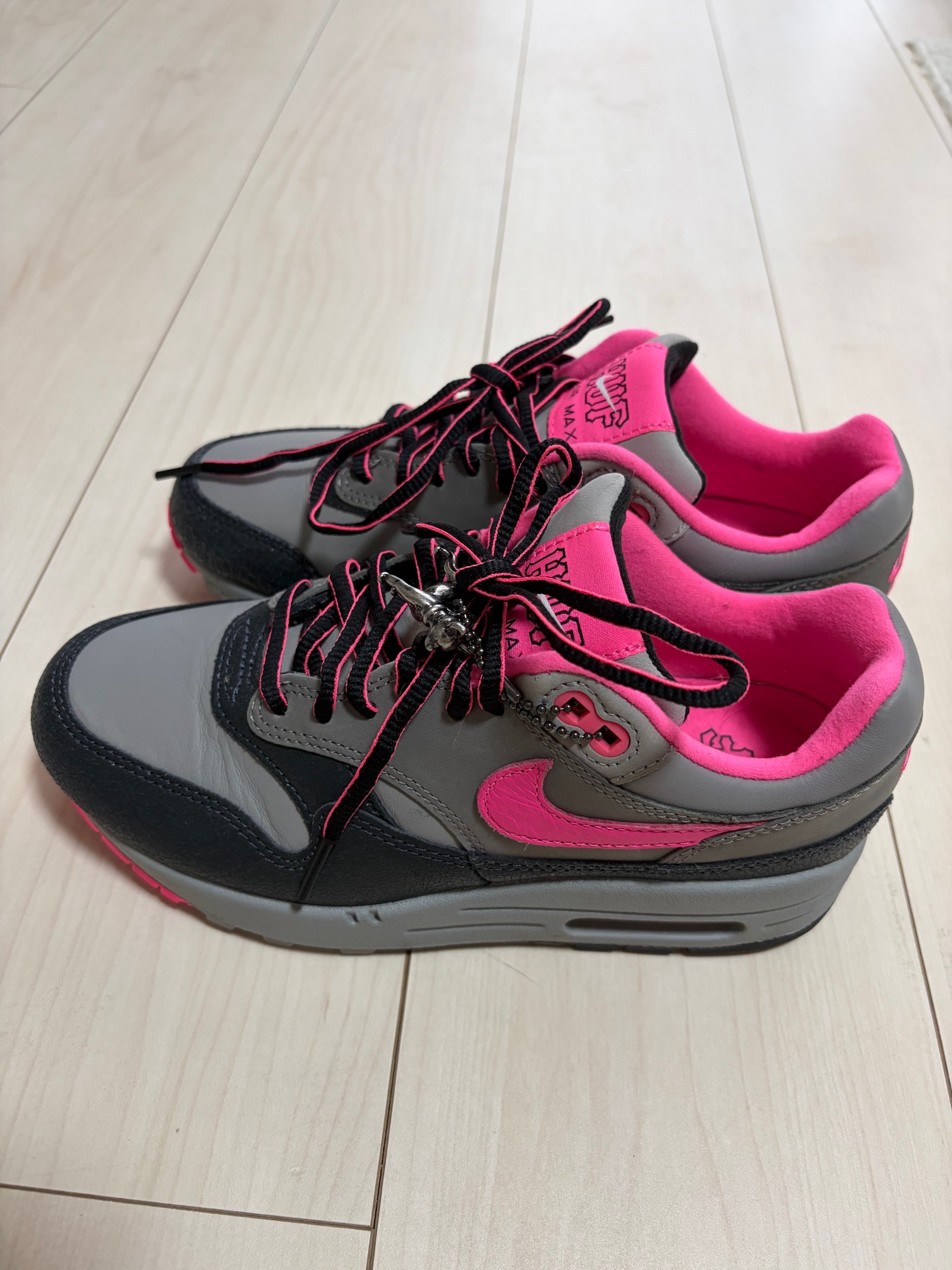 HUF × Nike Air Max 1 "Anthracite/Pink Pow"