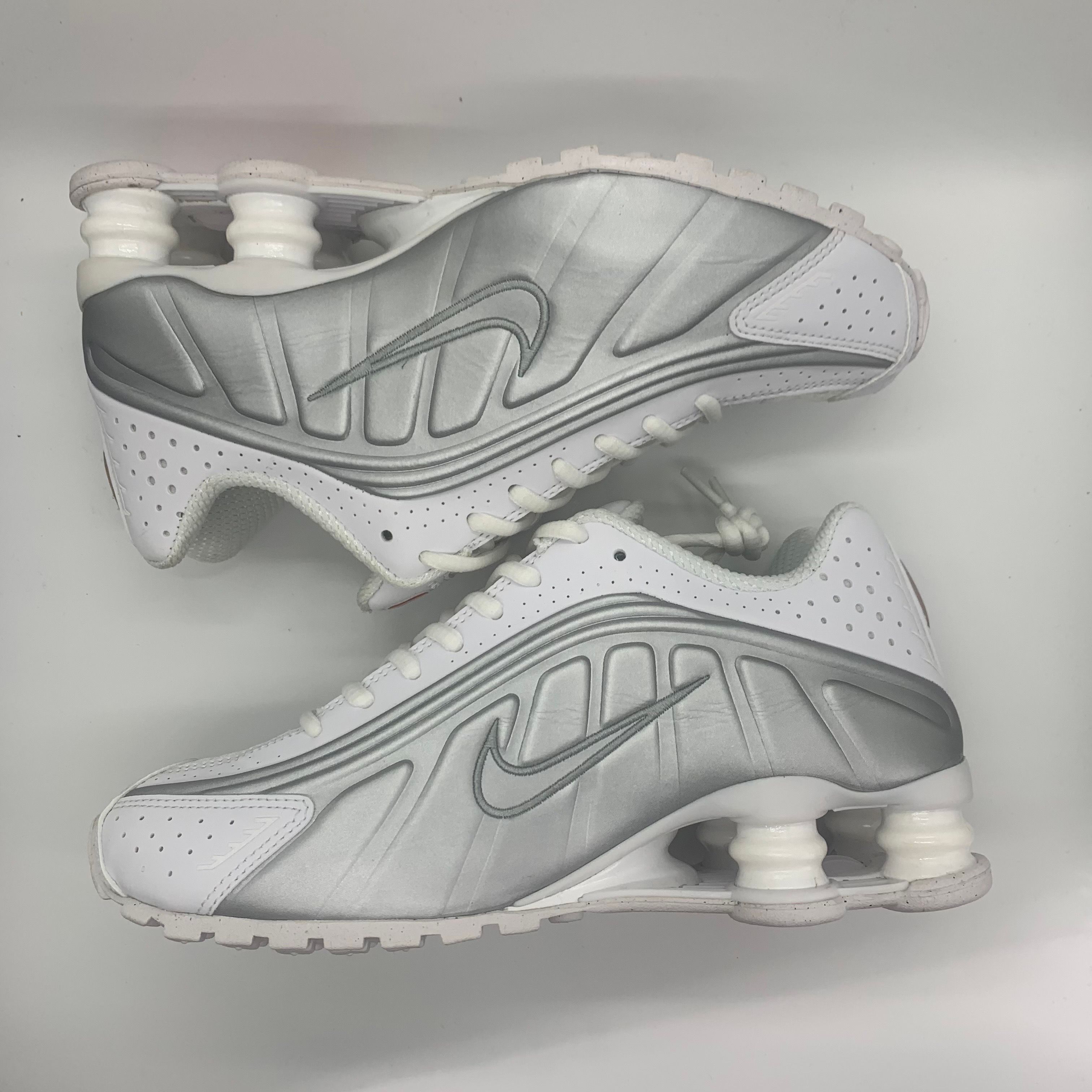 Nike Women's Shox R4 "White and Metallic Silver"