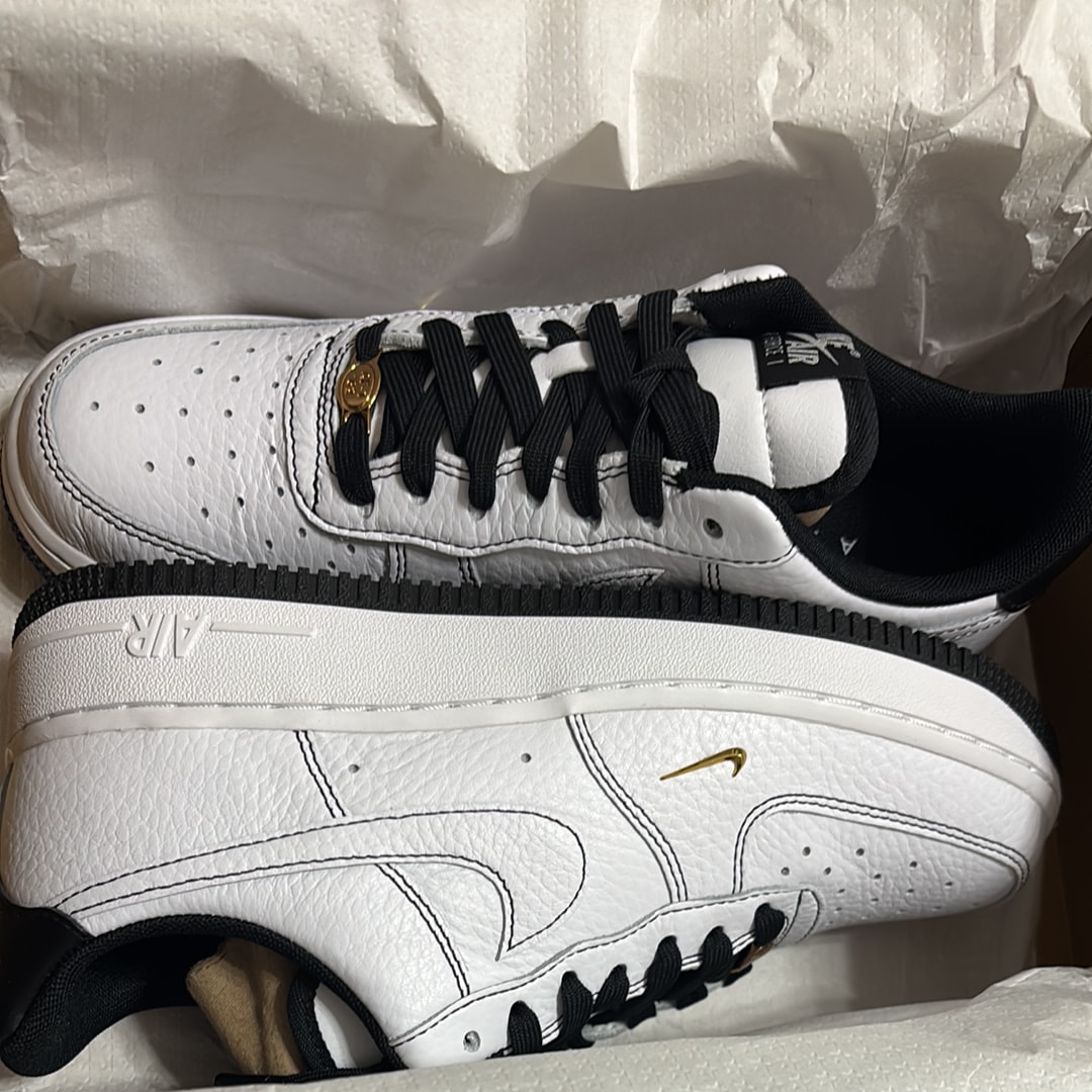 Nike Women's Air Force 1 '07 Mini Jewel "White/Metallic Gold/Black"