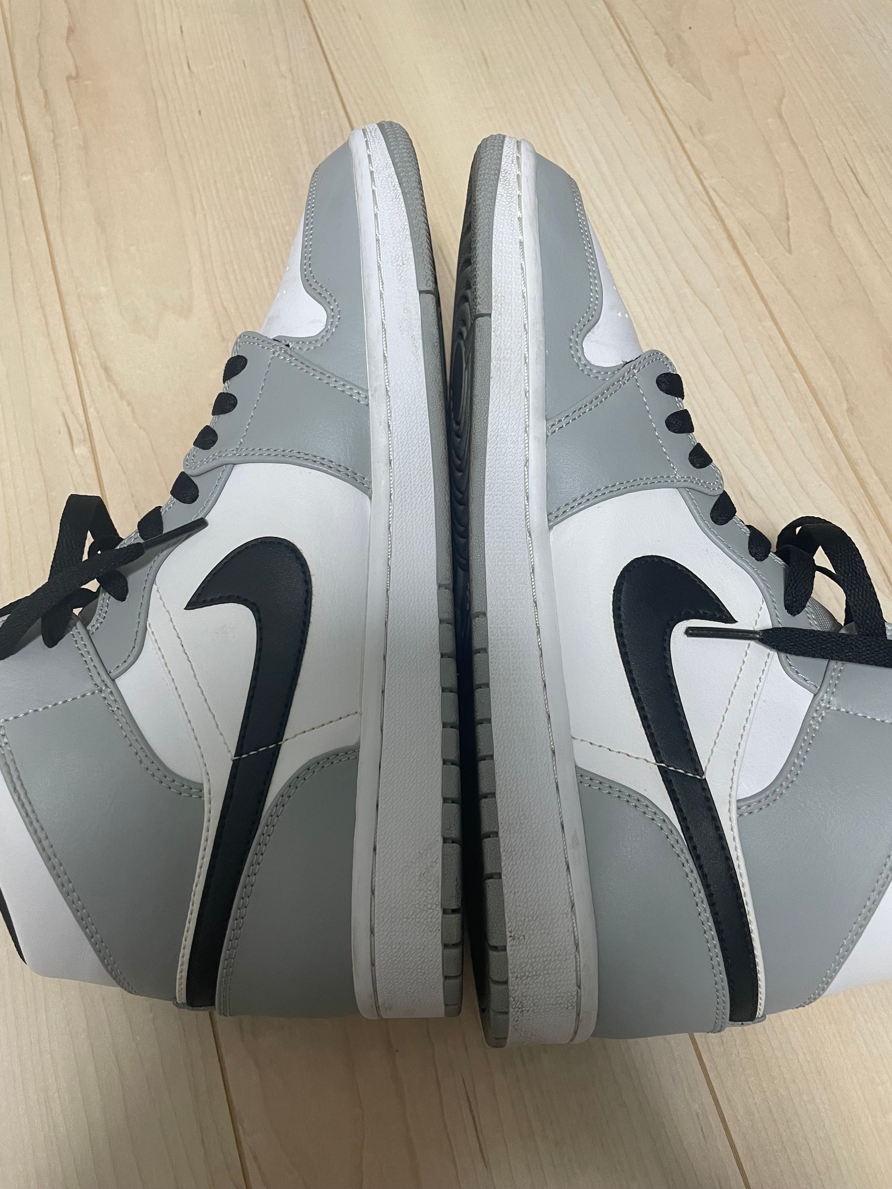 Nike Air Jordan 1 Mid "Light Smoke Grey/White/Black"